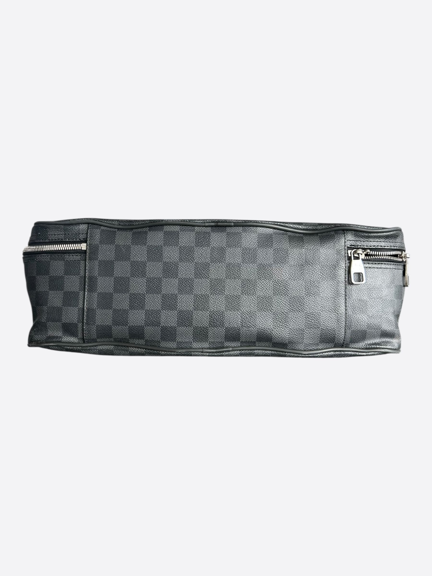 Louis Vuitton Louis Vuitton Damier Graphite Overnight Bag Size ONE SIZE - 5 Thumbnail