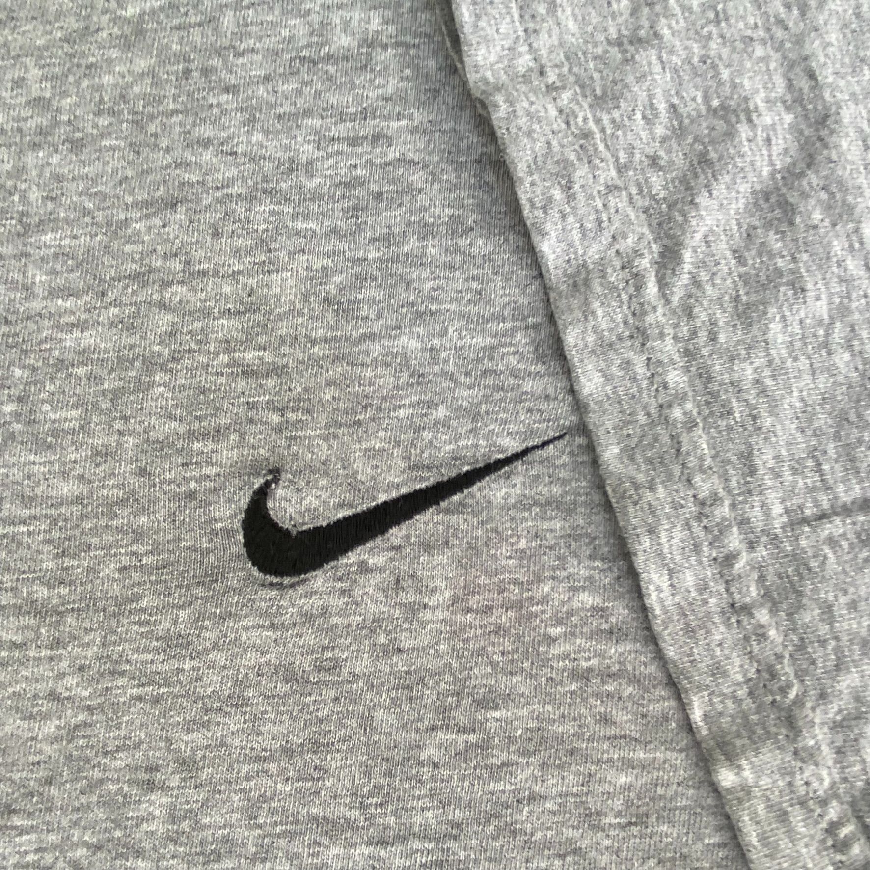 Nike × Vintage Vintage 90s Nike Logo Shirt Gray Off Center Swoosh Tee Size US XL / EU 56 / 4 - 3 Thumbnail