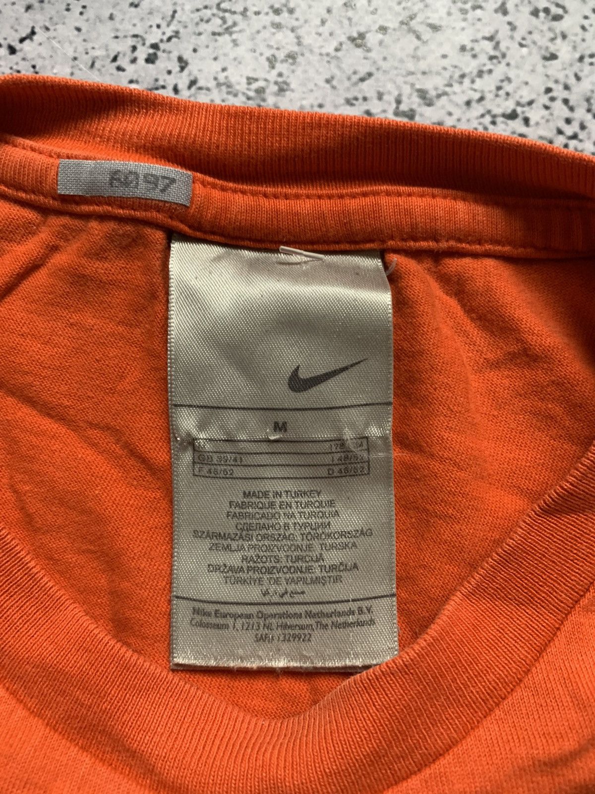 Nike × Vintage Vintage Nike T-shirt Big Swoosh Tee Orange Y2K USA Size US M / EU 48-50 / 2 - 3 Thumbnail