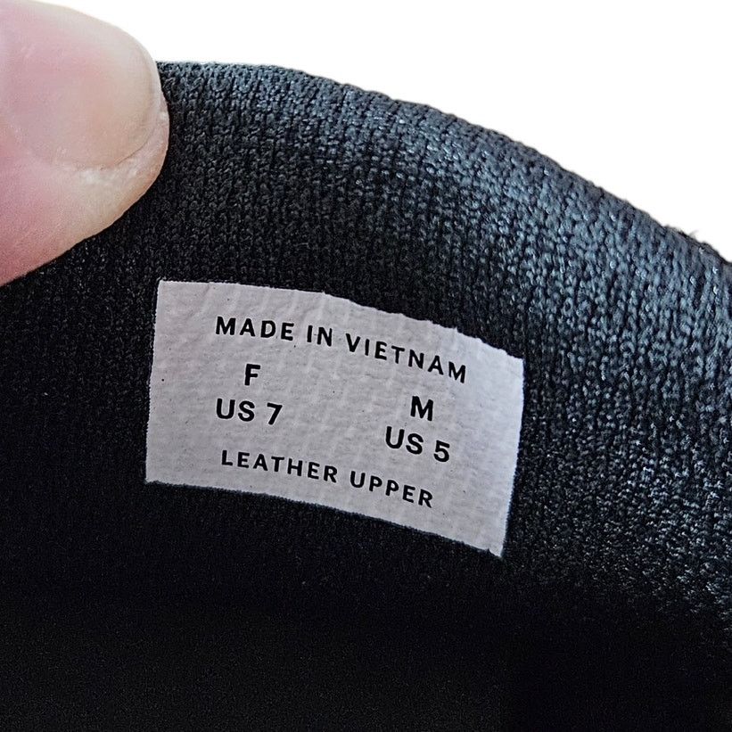 Everlane NWOT O by Everlane Unisex The Trainer Sz. W7 / M5 Black Size US 7 / IT 37 - 8 Thumbnail