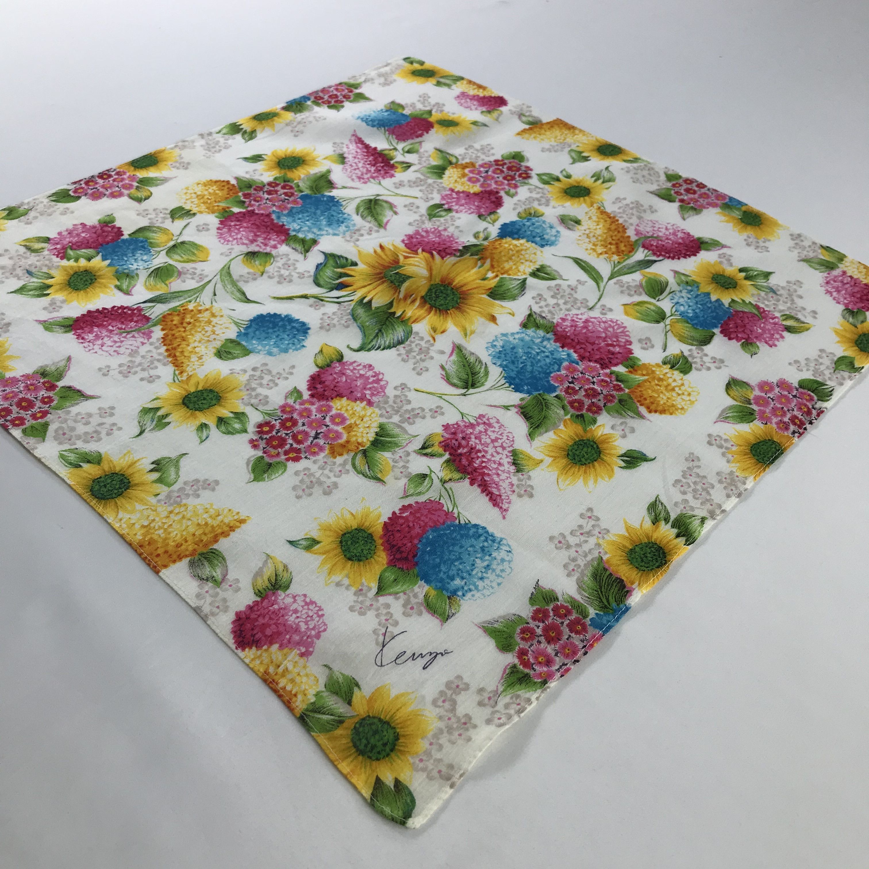 Kenzo × Vintage Kenzo Bandana / Handkerchief / Neckerchief - S712 Size ONE SIZE - 2 Thumbnail