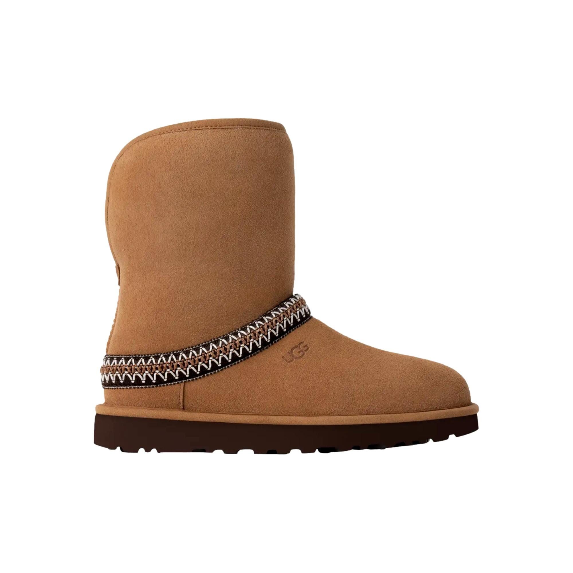 Ugg Classic Short Crescent Chestnut 1161770-CHE Size US 7 / IT 37 - 1 Thumbnail