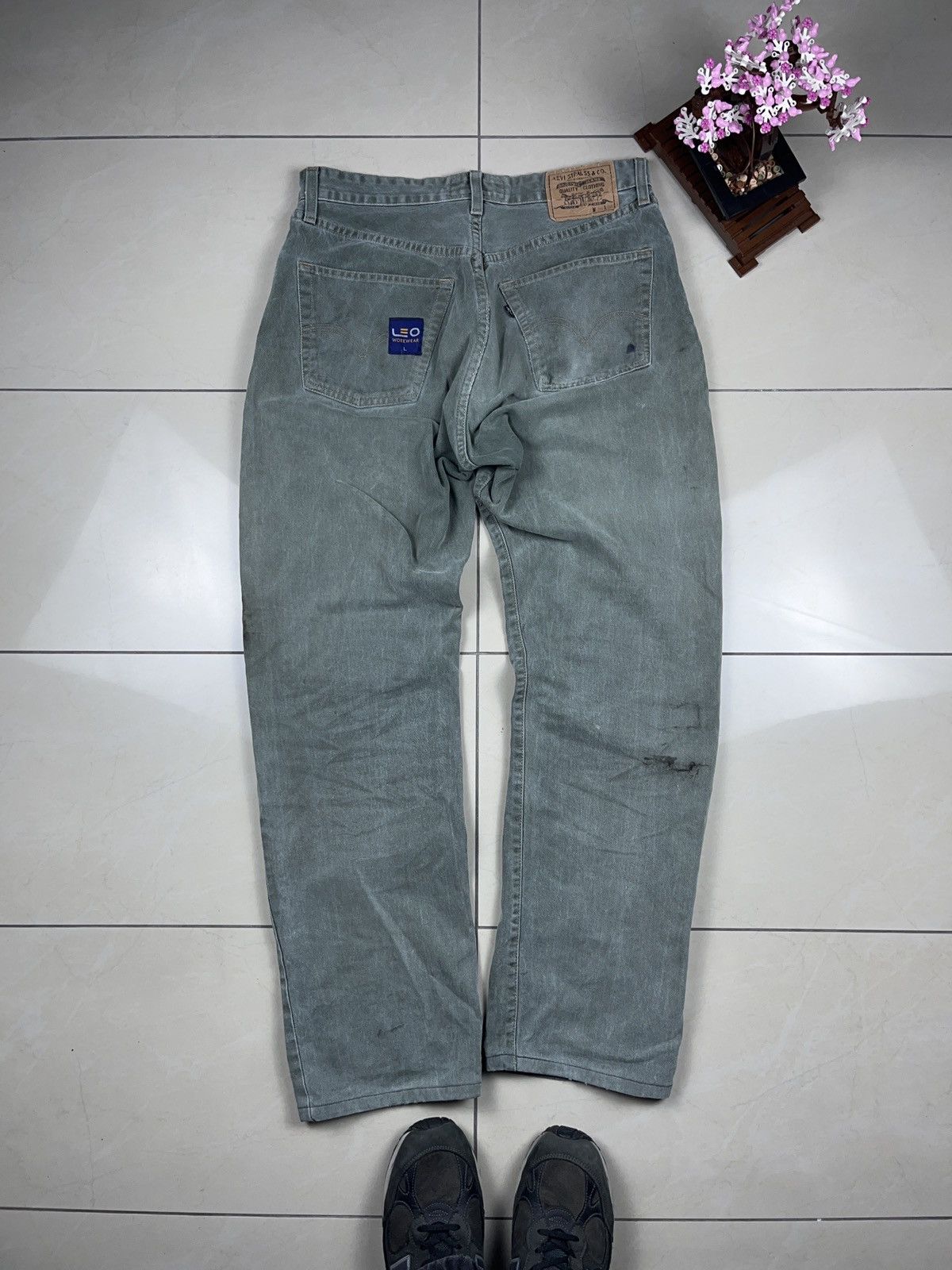 Levi's Vintage Clothing × Vintage ➕ 90s Vintage distressed Levi’s black tab washed olive green Size US 32 / EU 48 - 1 Thumbnail