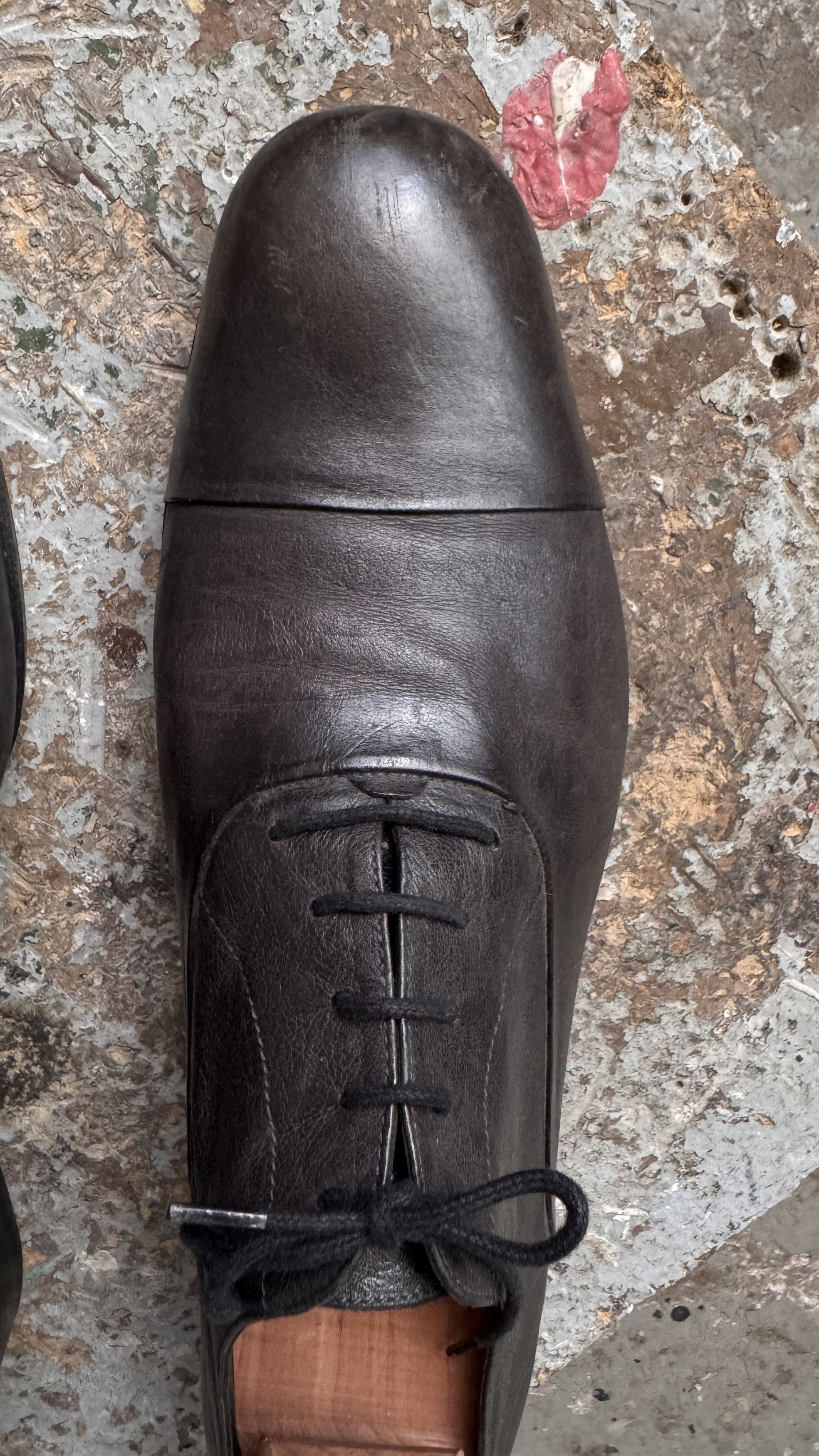 Pierre Hardy aa . KANGAROO OXFORDS . 28 CM . DARK GREY . MADE IN ITALY Size US 9.5 / EU 42-43 - 9 Thumbnail