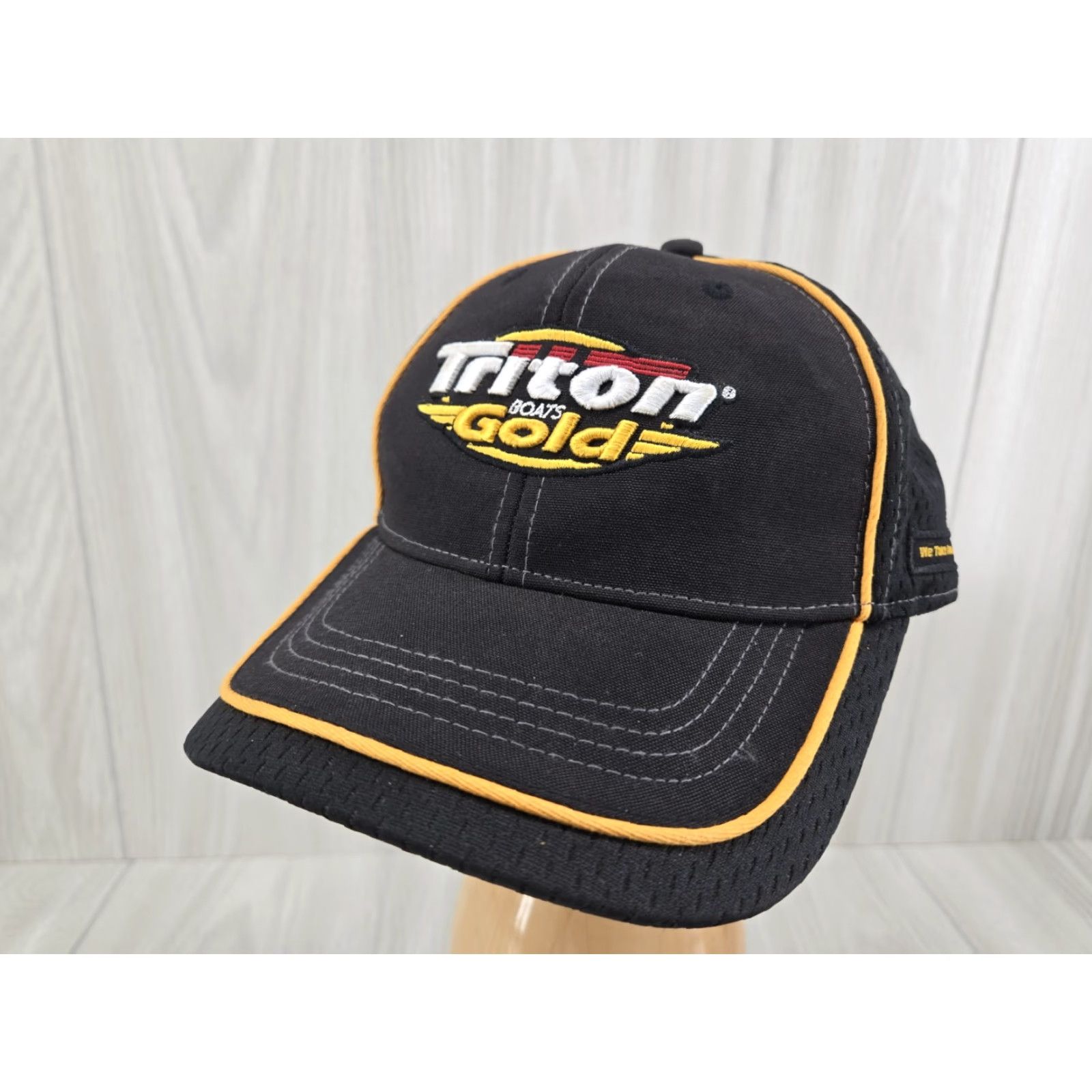 Vintage TRITON Boats GOLD Adjustable Hat Embroidered Baseball Cap Men Adjustable Black Cotton Canvas Logo Size ONE SIZE - 2 Thumbnail