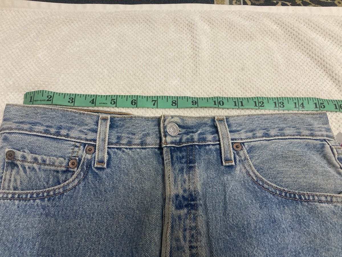 Levi's Vintage Y2K Levis 501 jeans Made in Honduras for Men Size US 30 / EU 46 - 12 Thumbnail