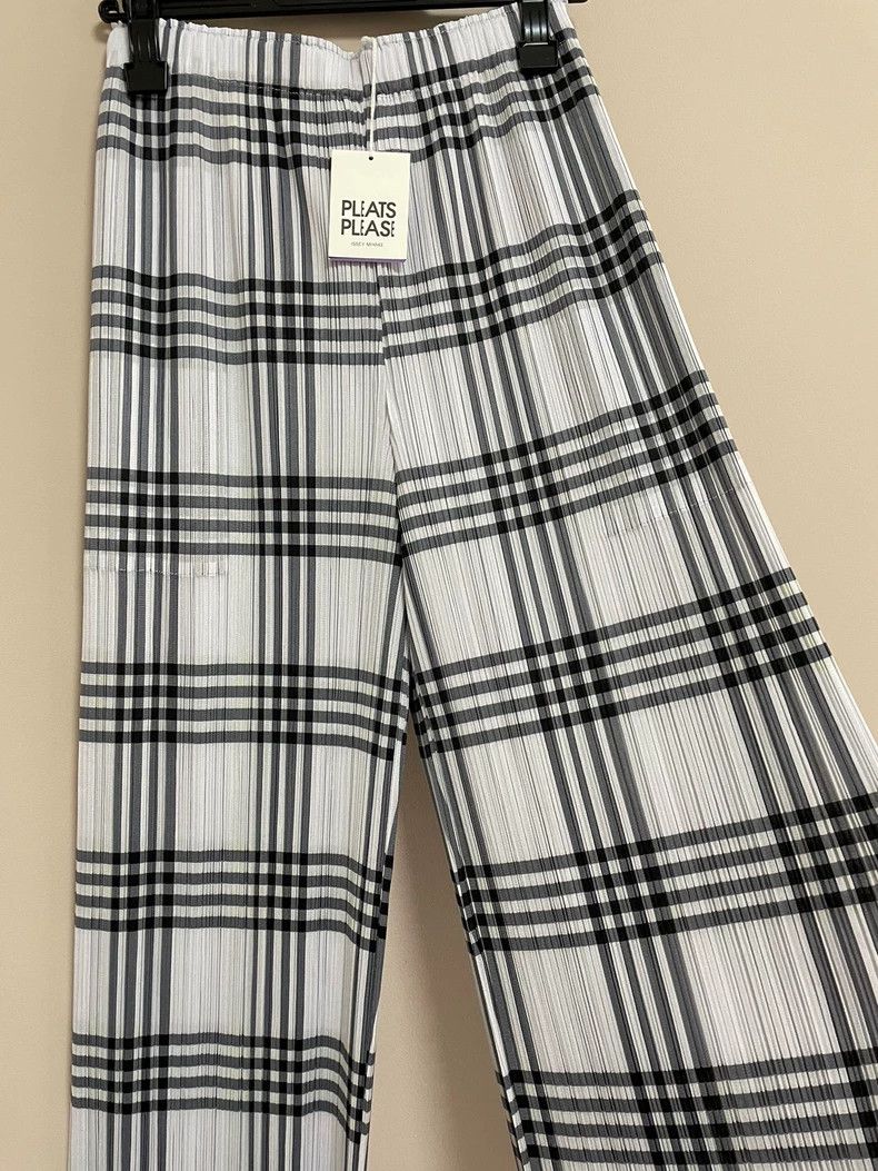 Issey Miyake Issey Miyake size:2 Grey checkered wide-leg pants Size 22" - 2 Thumbnail