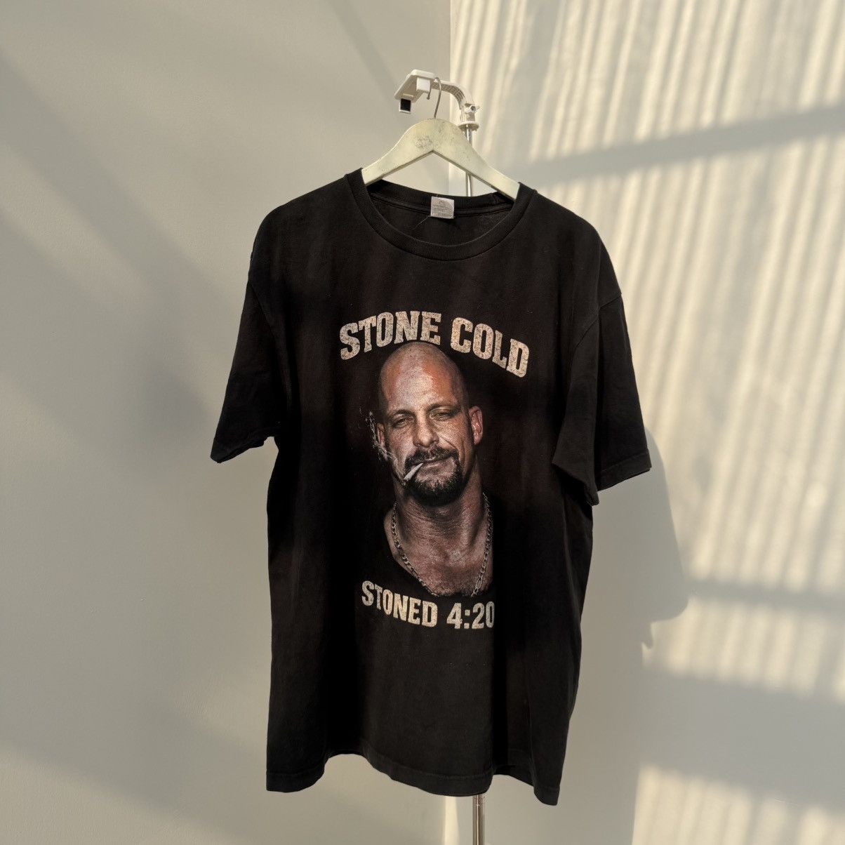 Vintage Stone Cold “Stoned 4:20” Parody Graphic T-Shirt Size US XL / EU 56 / 4 - 1 Thumbnail