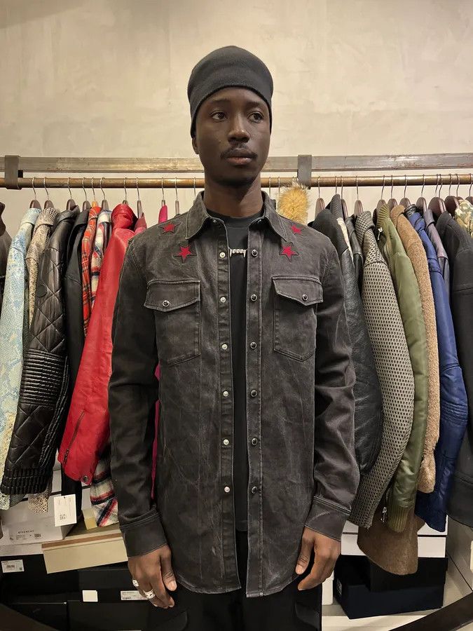 Givenchy FW2017 Givenchy Stars Black Denim Shirt Size US S / EU 44-46 / 1 - 2 Thumbnail