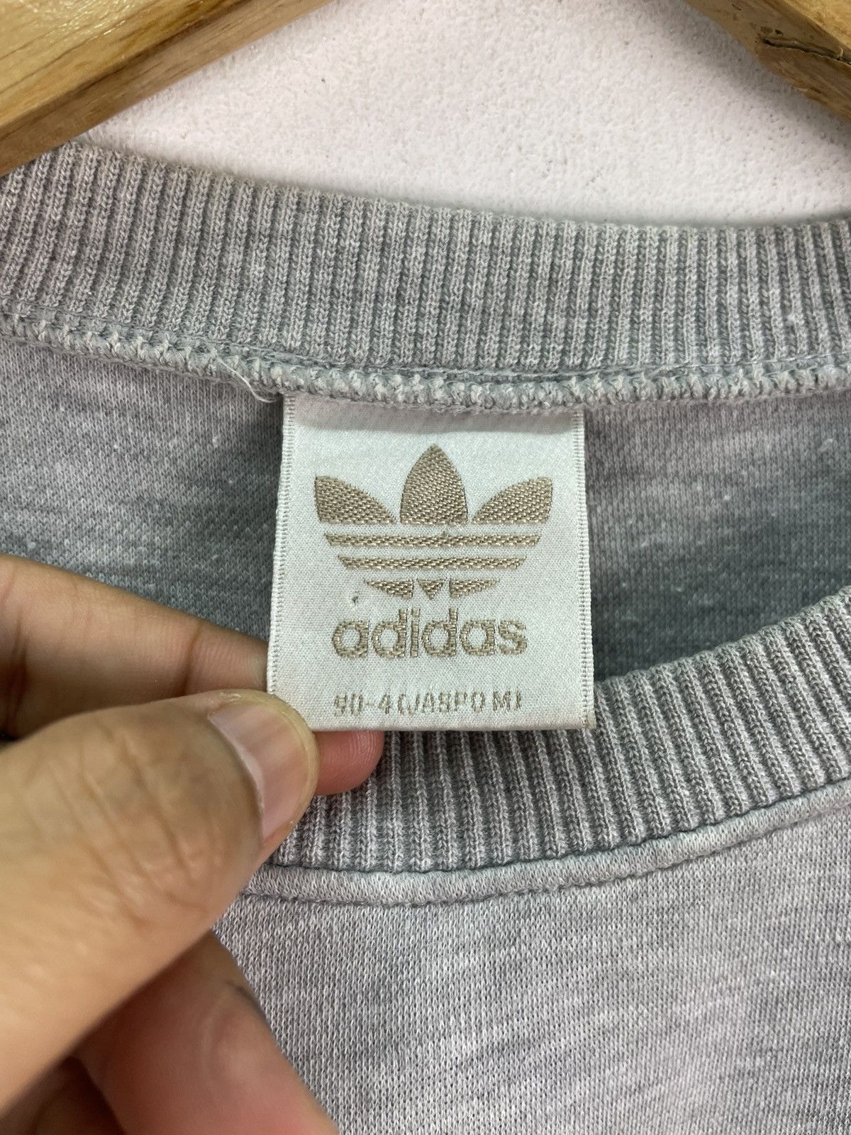 Adidas Vintage 1980s Adidas Sweatshirt Jaspo Japan Size US M / EU 48-50 / 2 - 3 Thumbnail