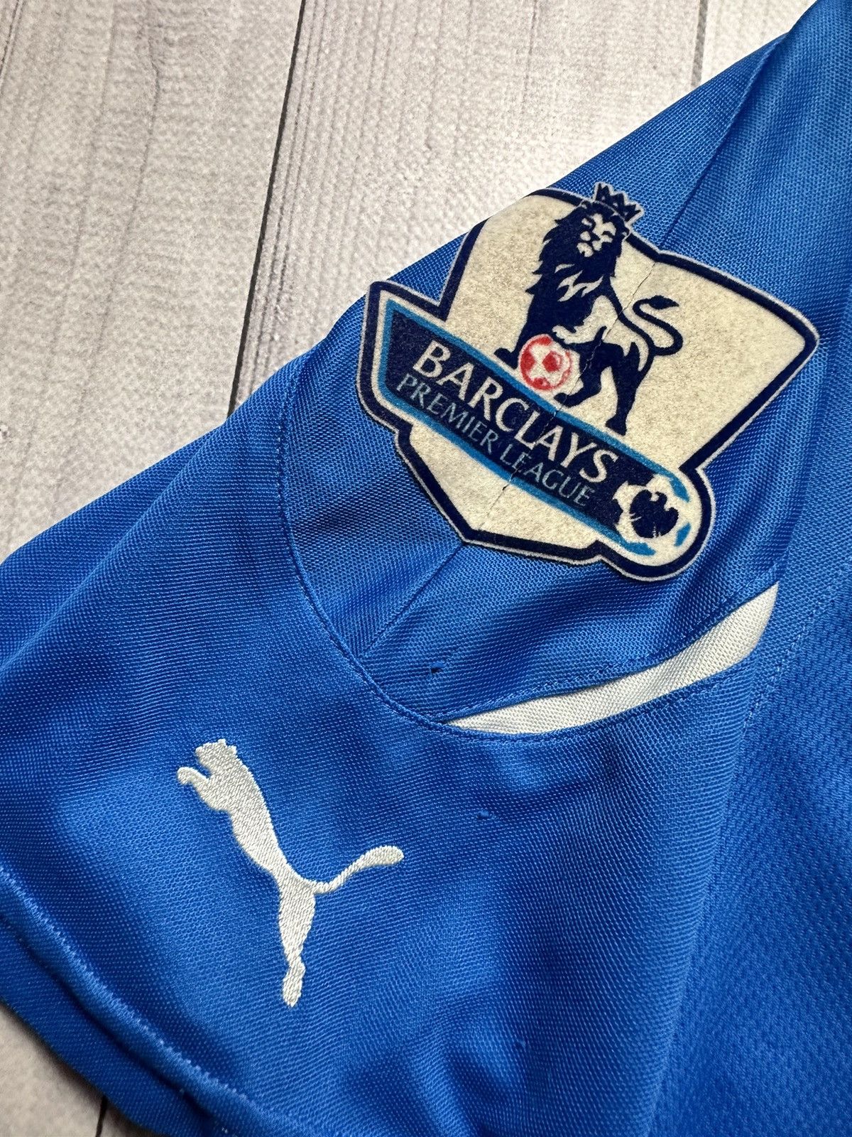 Puma × Vintage Vintage New Castle United soccer jersey size S blue Size US S / EU 44-46 / 1 - 5 Thumbnail