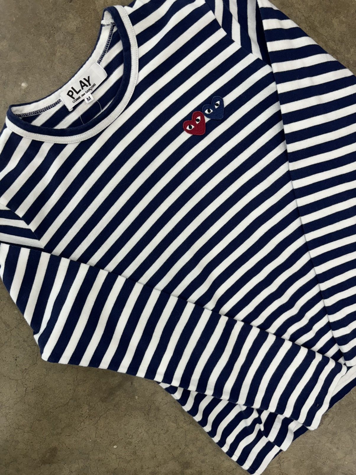 Comme des Garcons PLAY Comme des Garcons Play Heart Stripe Medium Size M / US 6-8 / IT 42-44 - 1 Thumbnail