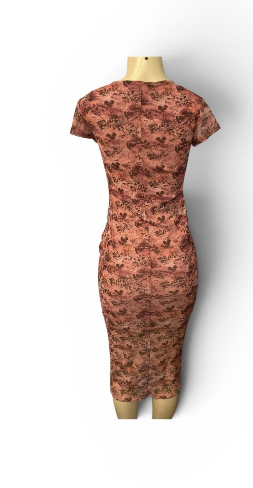 The Unbranded Brand NWOT Fitted Short Sleeve Midi Dress with Floral Pattern Size XS / US 0-2 / IT 36-38 - 5 Thumbnail