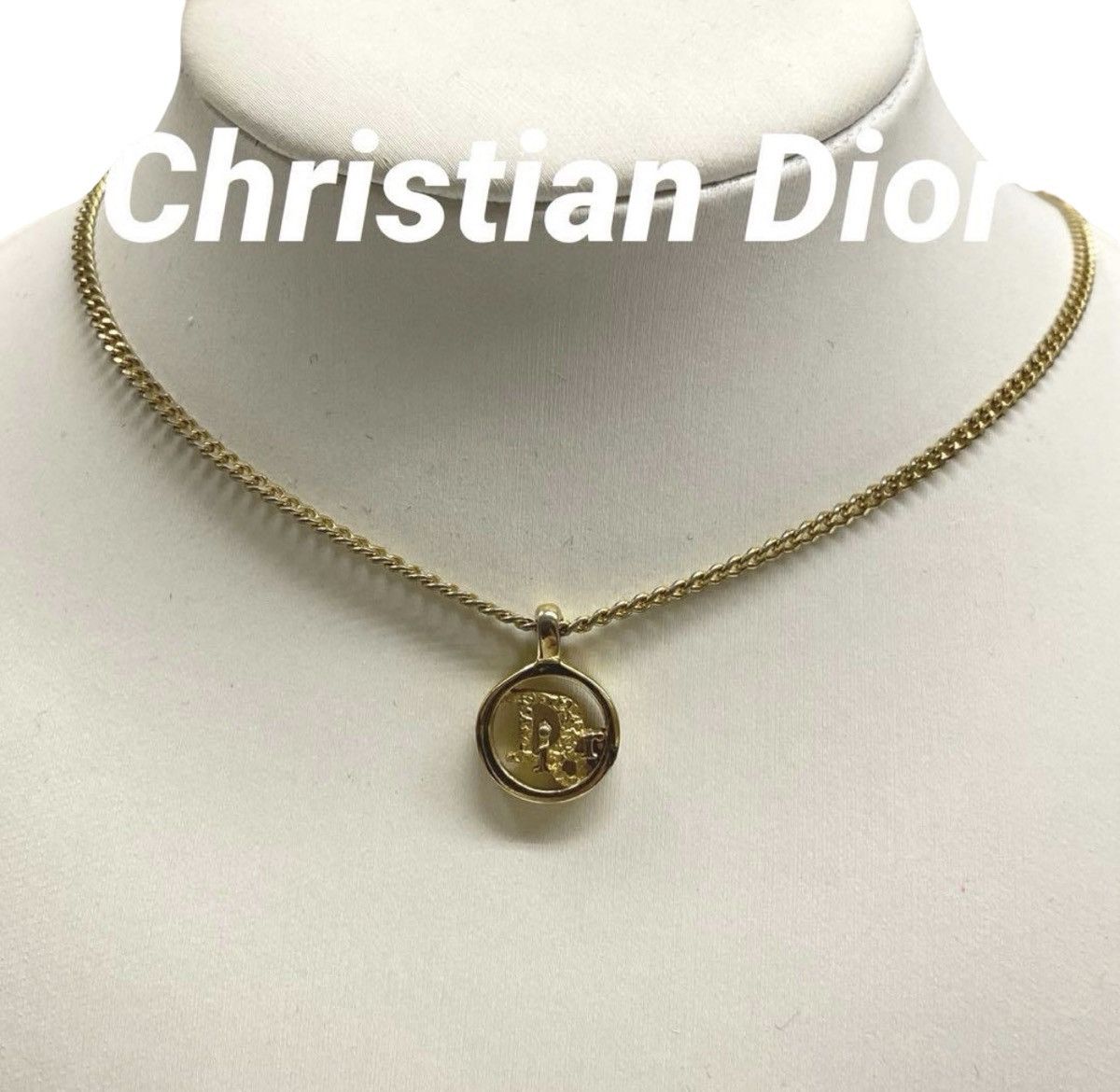 Dior Christian Dior Vintage Circular "Dior" Logo Necklace Size ONE SIZE - 1 Thumbnail