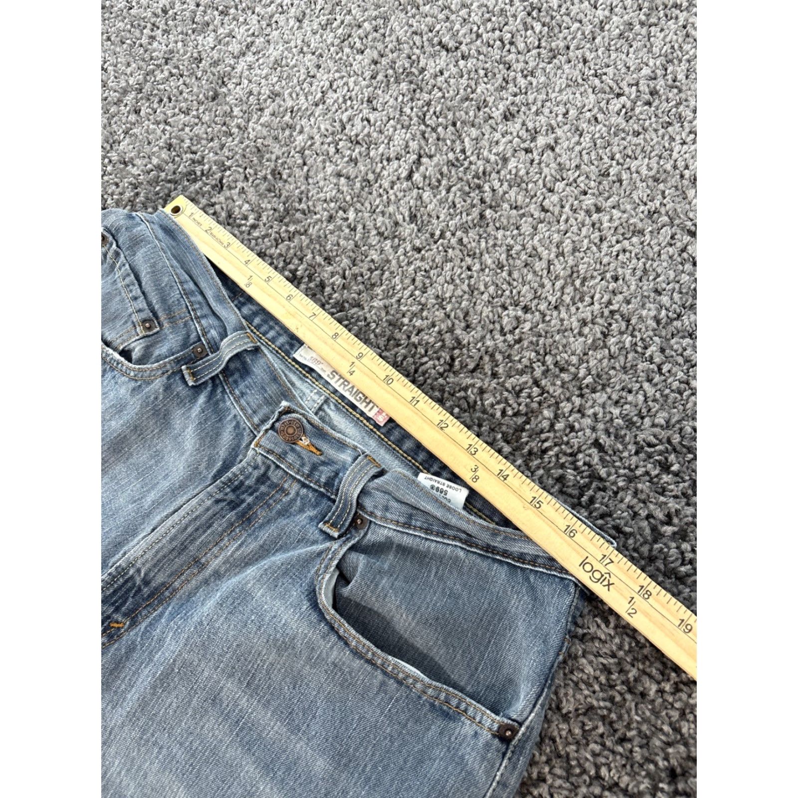 Levi's **Vintage Levi's 569 Men’s 33x30 Straight Relaxed Fit Blue Jeans** User: Vintage Levi's 569 Men’s Straight 33x30 Relaxed Fit Blue Jeans Size US 33 - 4 Thumbnail