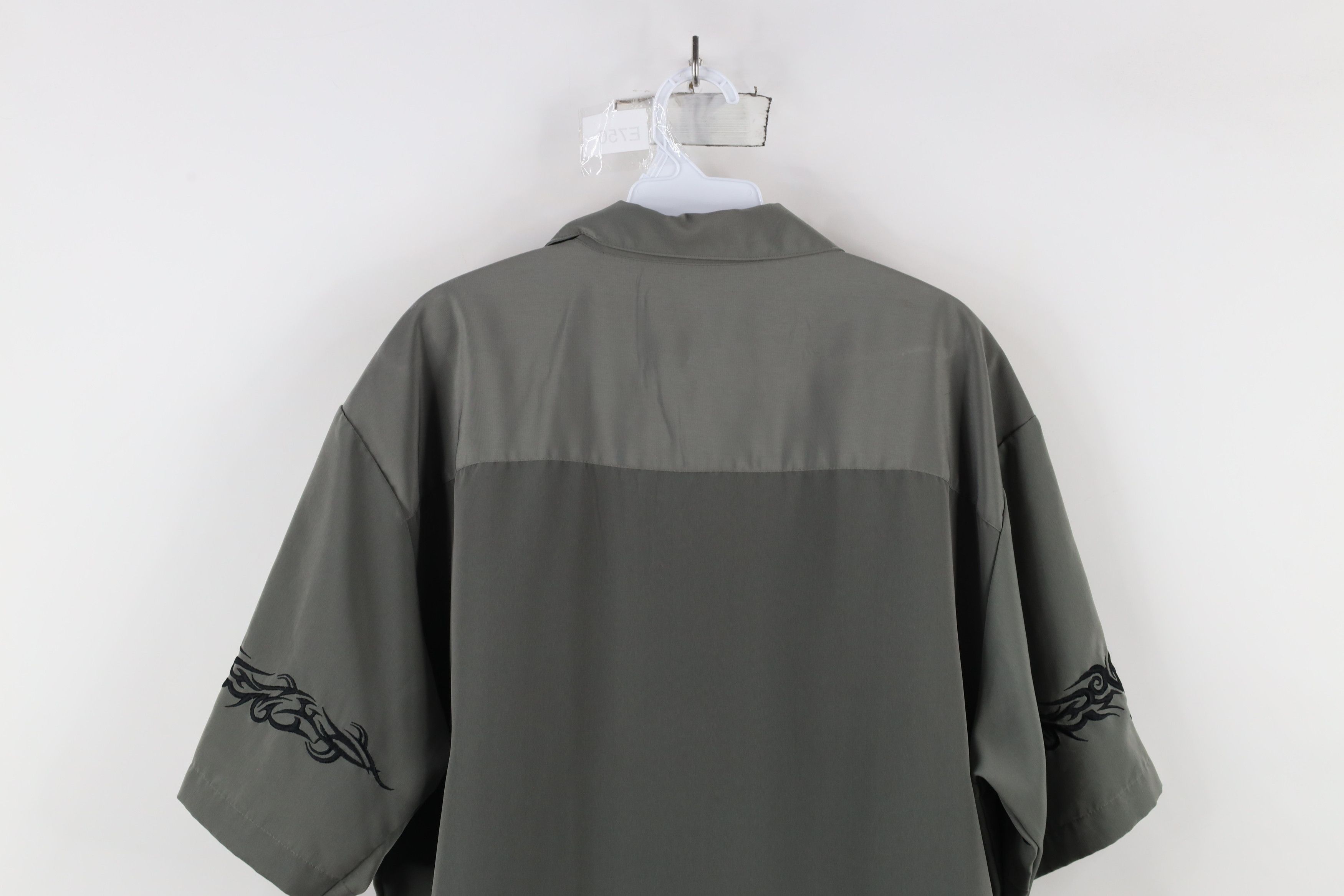 Vintage Vintage 90s Y2K Streetwear Tribal Bowling MMA Button Shirt Size US L / EU 52-54 / 3 - 13 Thumbnail