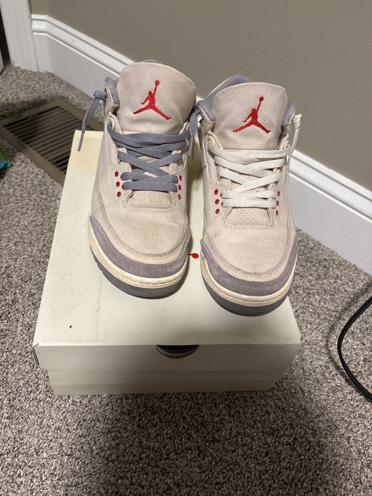 Jordan Brand Jordan 3 Muslin Size US 10.5 / EU 43-44 - 4 Thumbnail