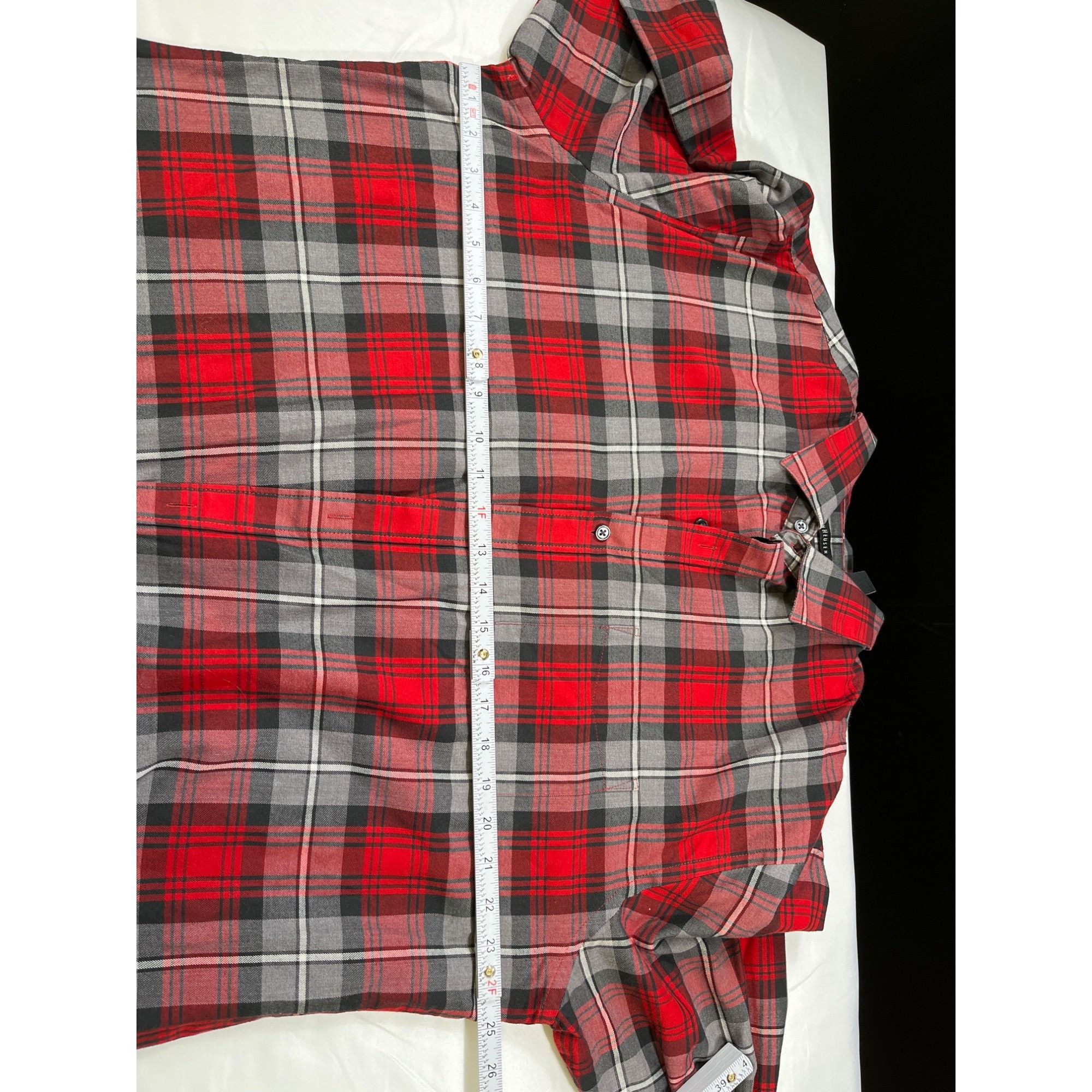 Van Heusen Van Heusen SKU 7620 Mens Red and Gray Plaid Button Down Shir Size US XL / EU 56 / 4 - 3 Thumbnail