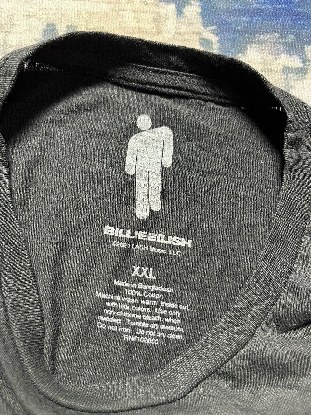 Billie Eilish 🔥Billie Eilish Face Logo Cover Photo Tees Size US XXL / EU 58 / 5 - 4 Thumbnail