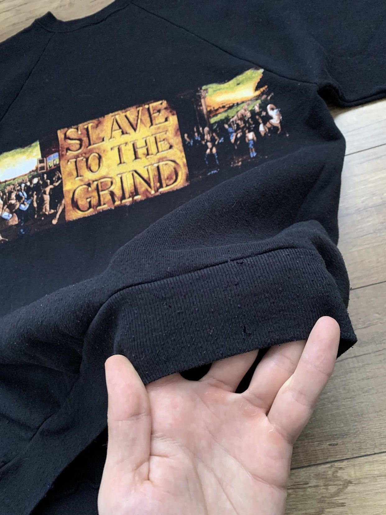 Band Tees 1991 Skid Row Slave To The Grind Jesus Vintage Sweatshirt Size US XL / EU 56 / 4 - 15 Thumbnail