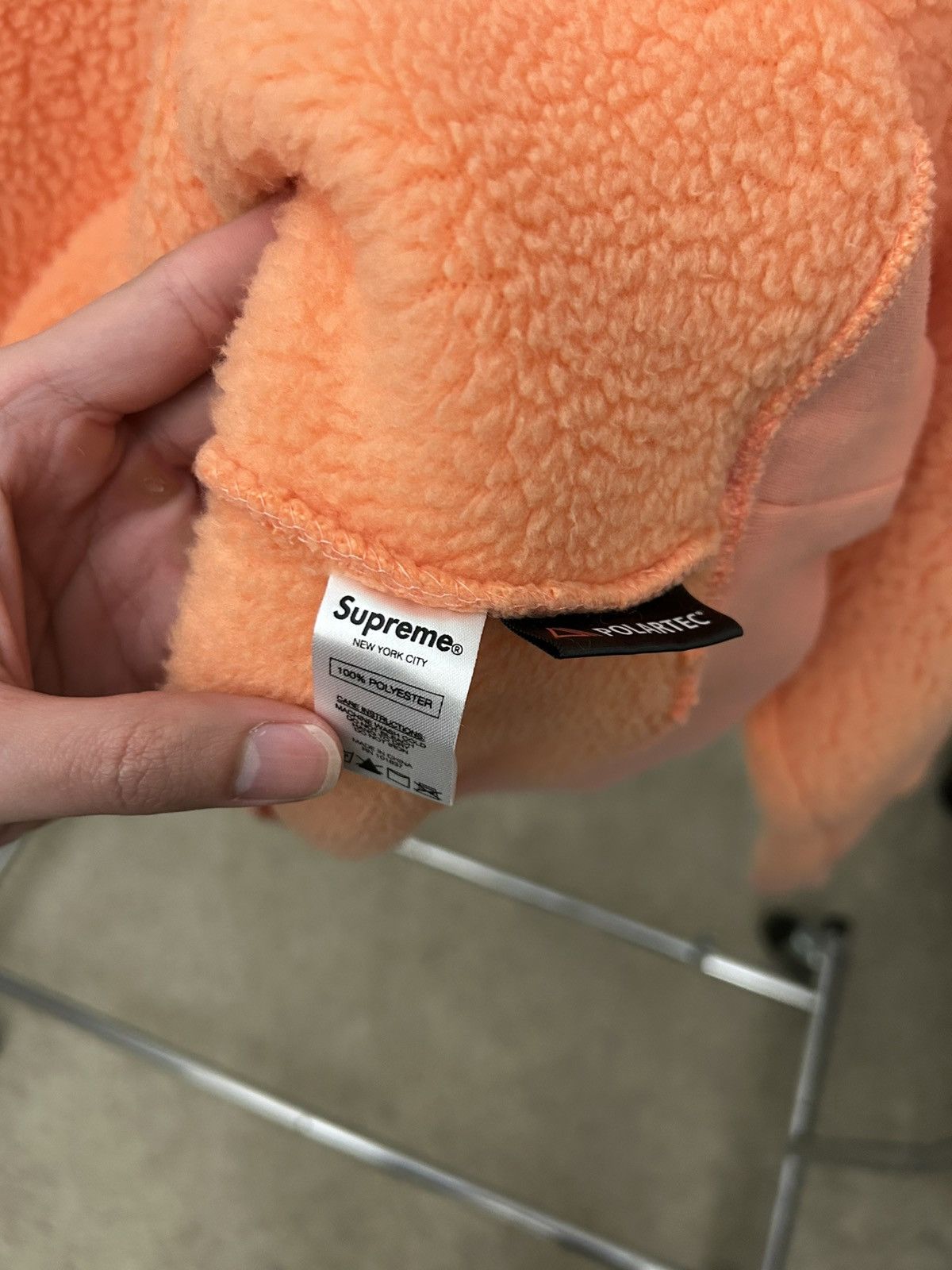 Supreme Supreme Polartec Sweater (S) - Salmon Size US S / EU 44-46 / 1 - 3 Thumbnail