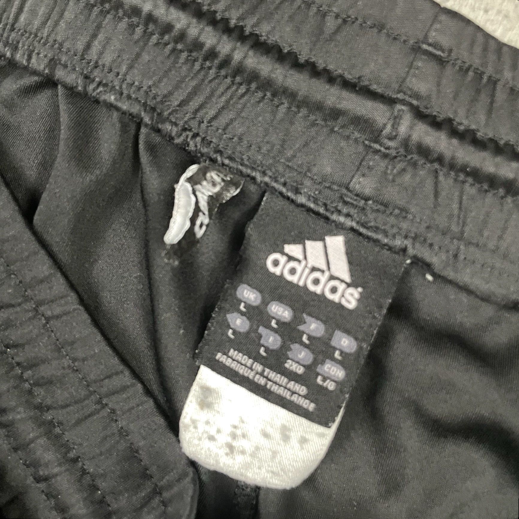 Adidas Adidas Basketball Shorts Adult L Black Dazzle Stripes Trefoil Shiny Athletic Performance Size US 33 - 5 Thumbnail