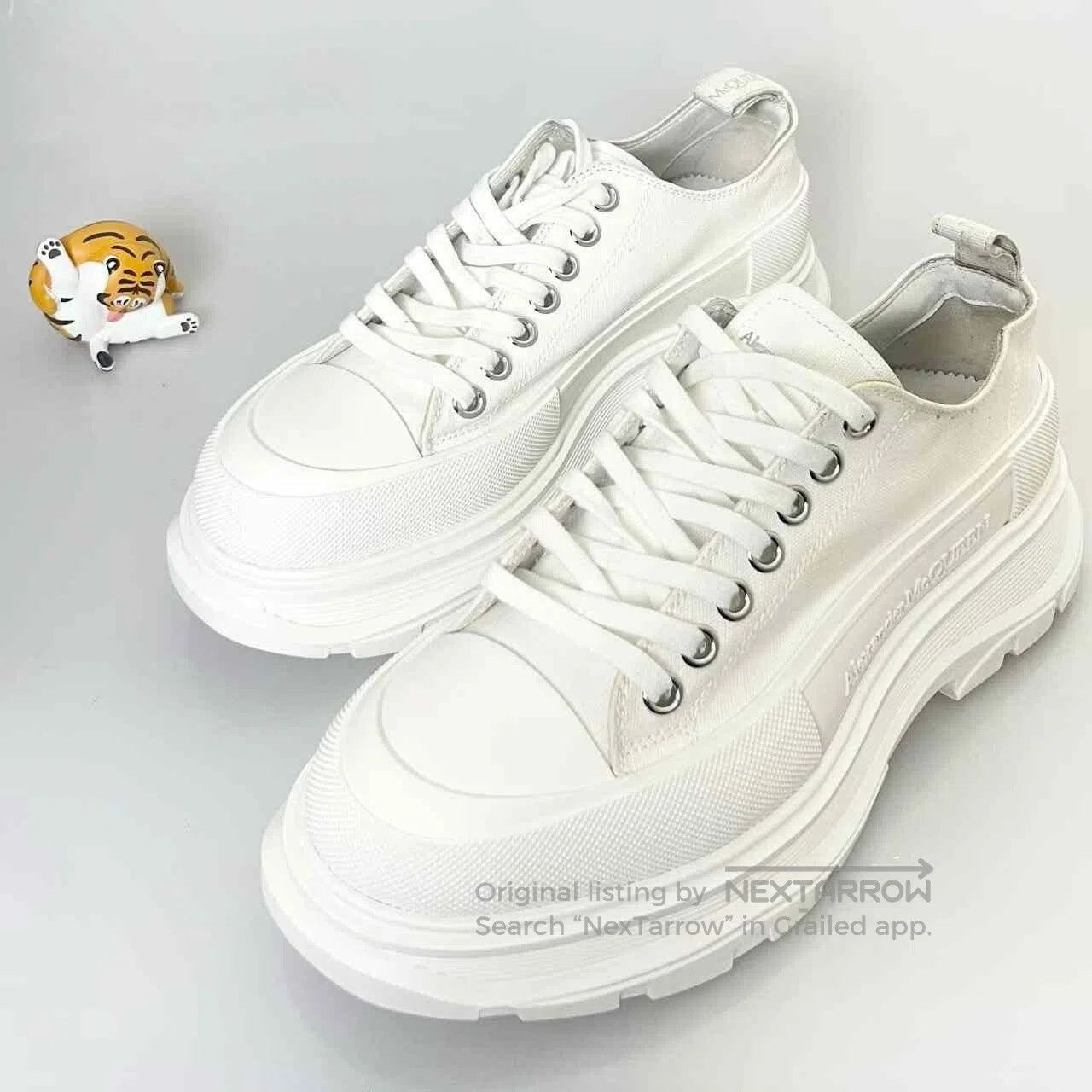 Alexander McQueen Alexander McQueen White Martin Boots. Size US 7 / EU 40 - 1 Thumbnail