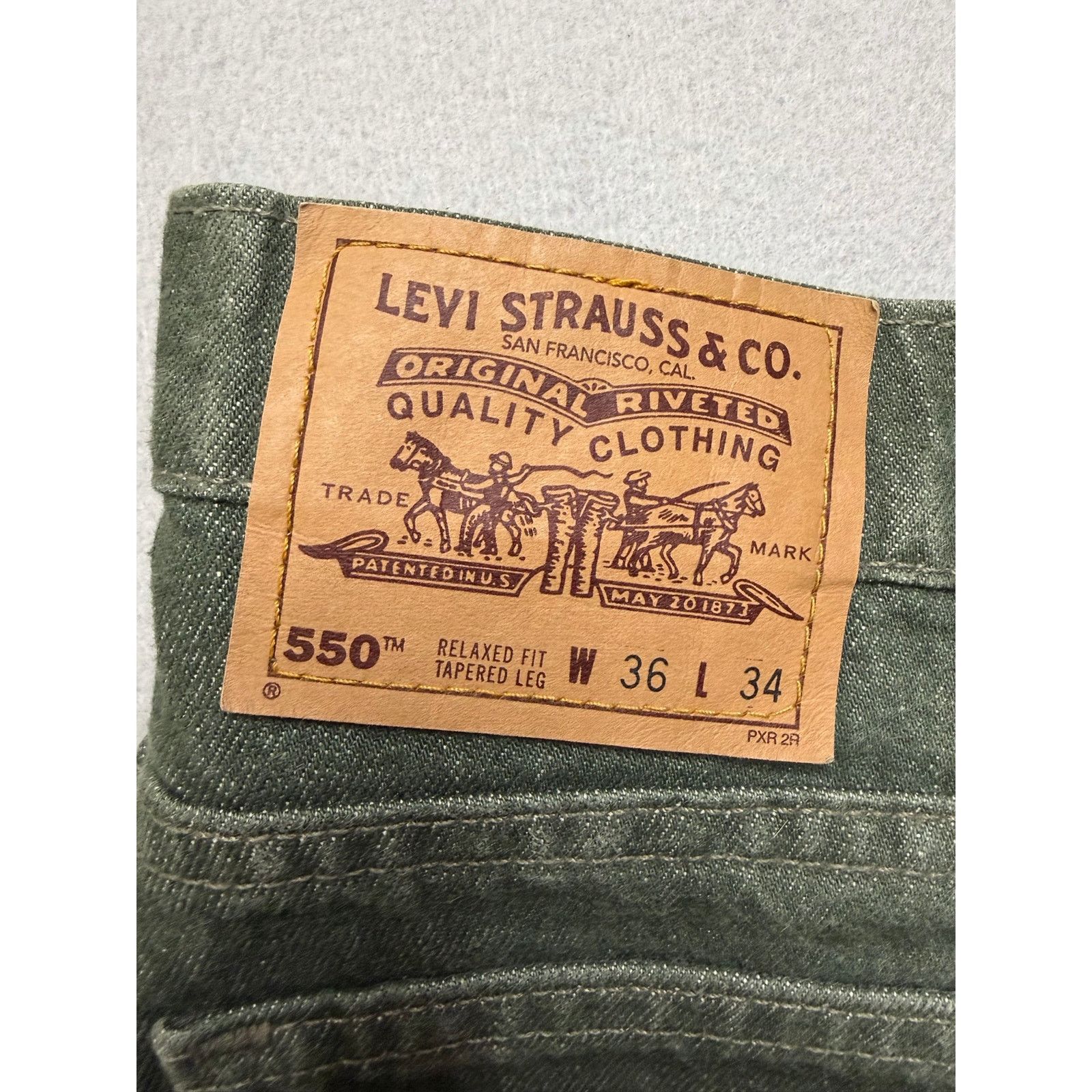 Levi's Vintage Levi’s 550 Relaxed Fit Tapered Jeans Men’s 36x31.5 Size US 36 / EU 52 - 11 Thumbnail