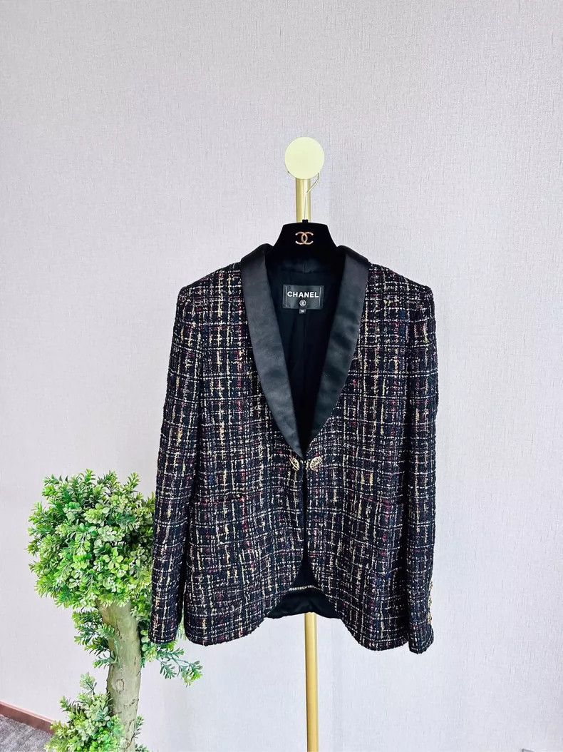 Chanel Chanel Egyptian series knitted coat Size XS / US 0-2 / IT 36-38 - 1 Thumbnail