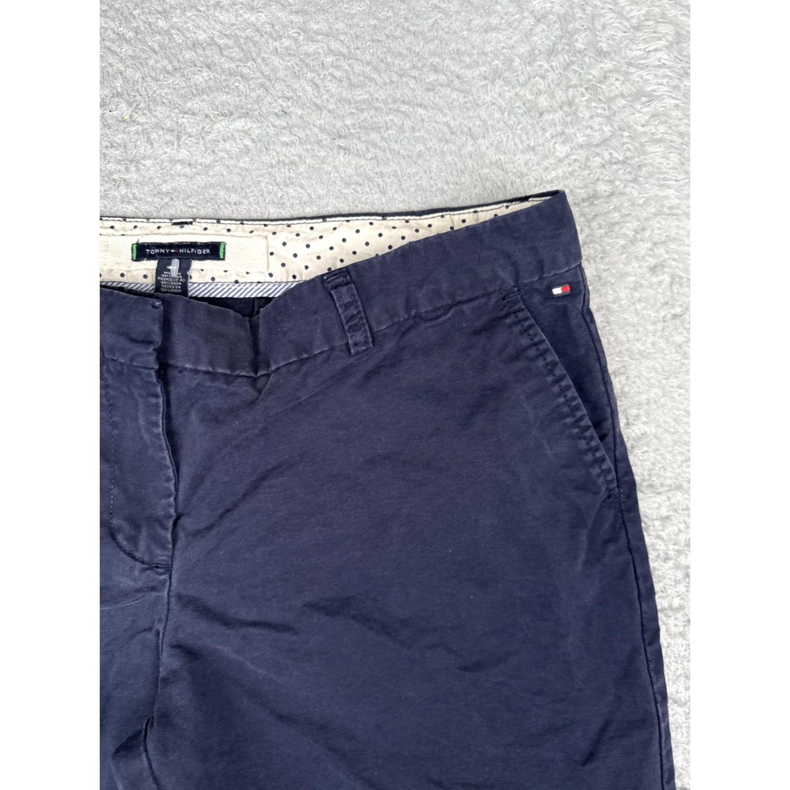 Tommy Hilfiger Tommy Hilfiger Shorts Womens 10 Blue Chino Twill Flat Front Casual Summer 32x8 Hem 8 in Pockets Logo Slim Classic Rise Mid-Blue Damen Women 10 Size 32" / US 10 / IT 46 - 5 Thumbnail