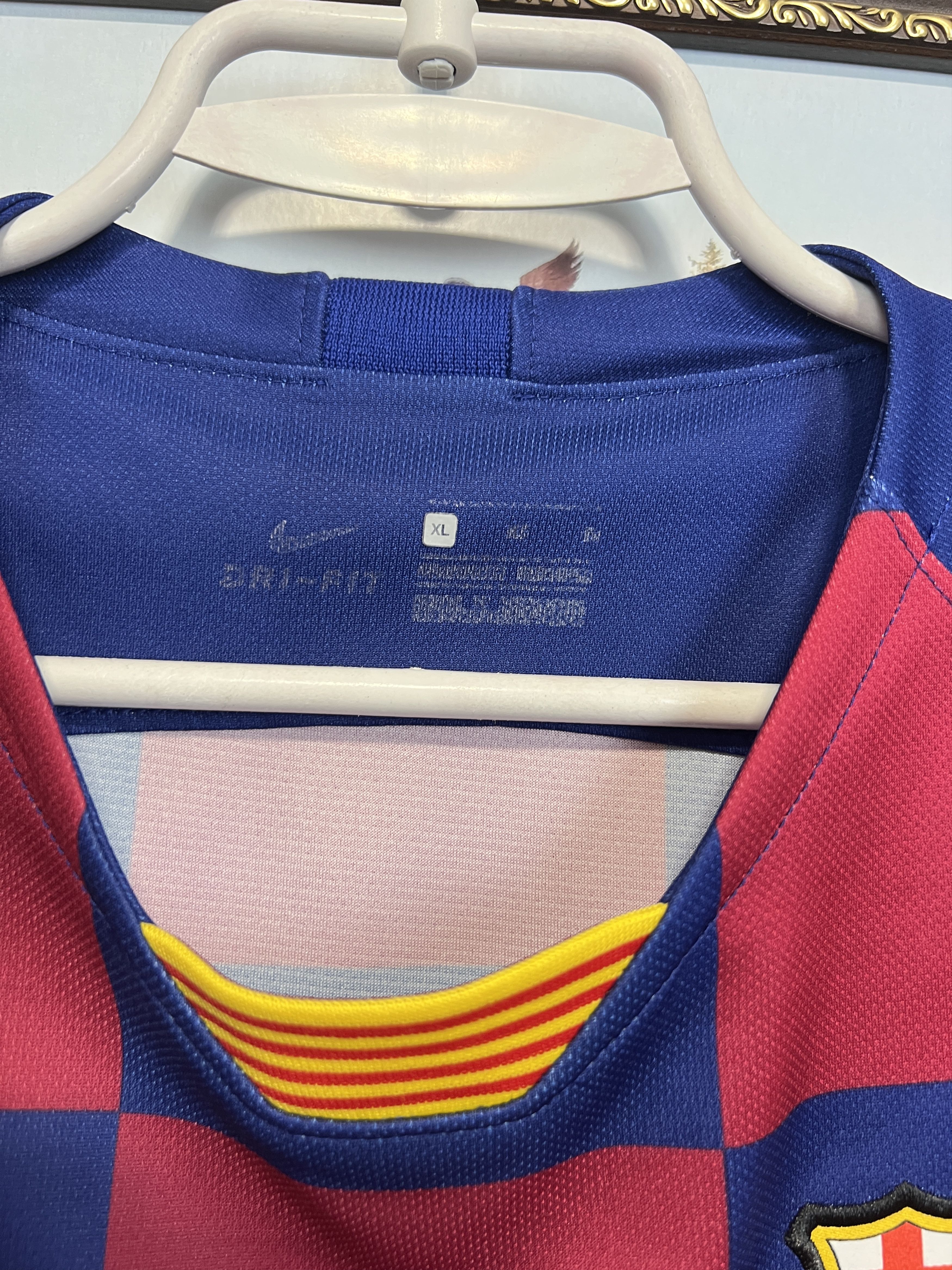 Nike Barcelona football shirt Soccer Jersey Camiseta Size Boys XL Size US XXS / EU 40 - 7 Thumbnail