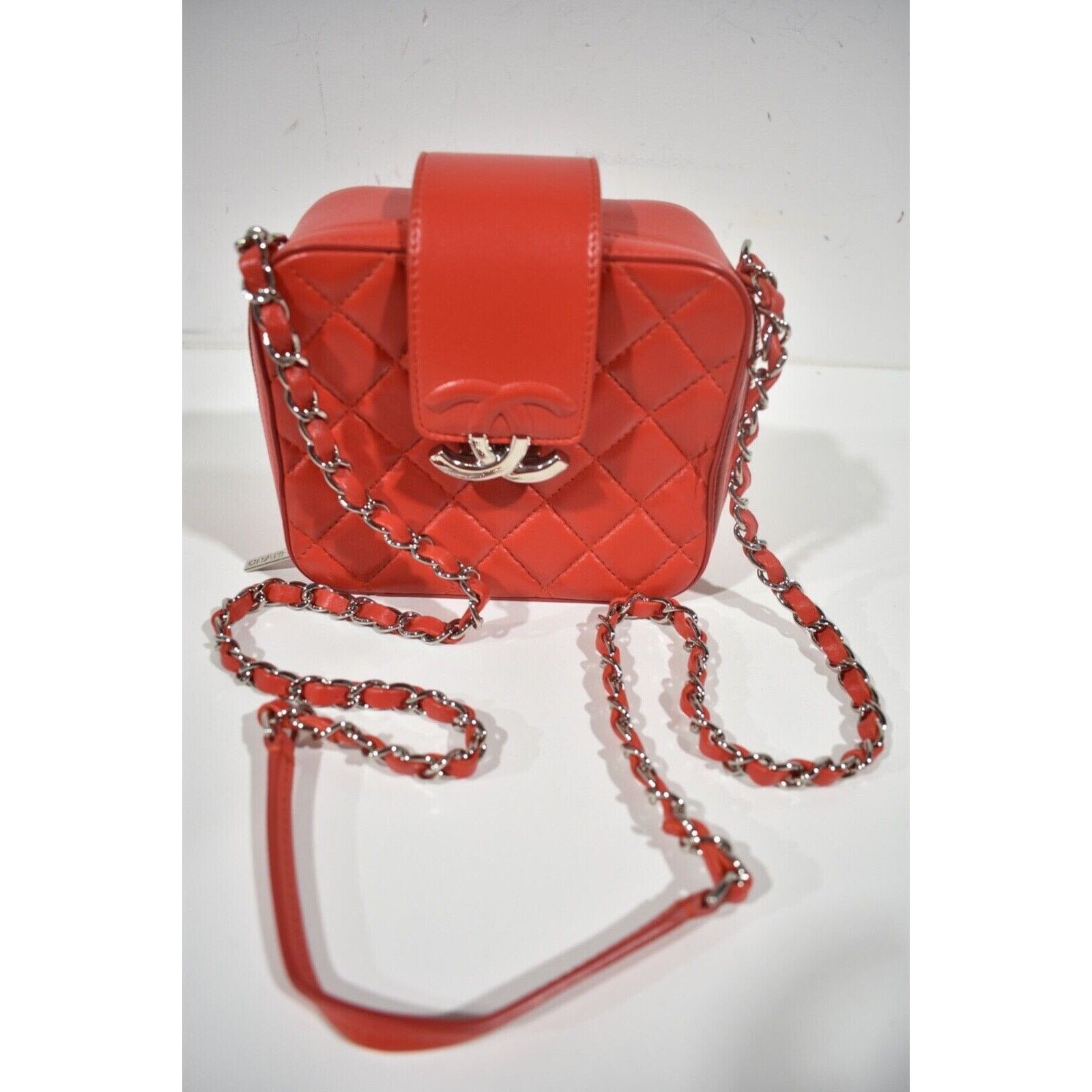 Chanel Chanel Quilted Camera Case CC Silver Crossbody Shoulder Bag Size ONE SIZE - 2 Thumbnail