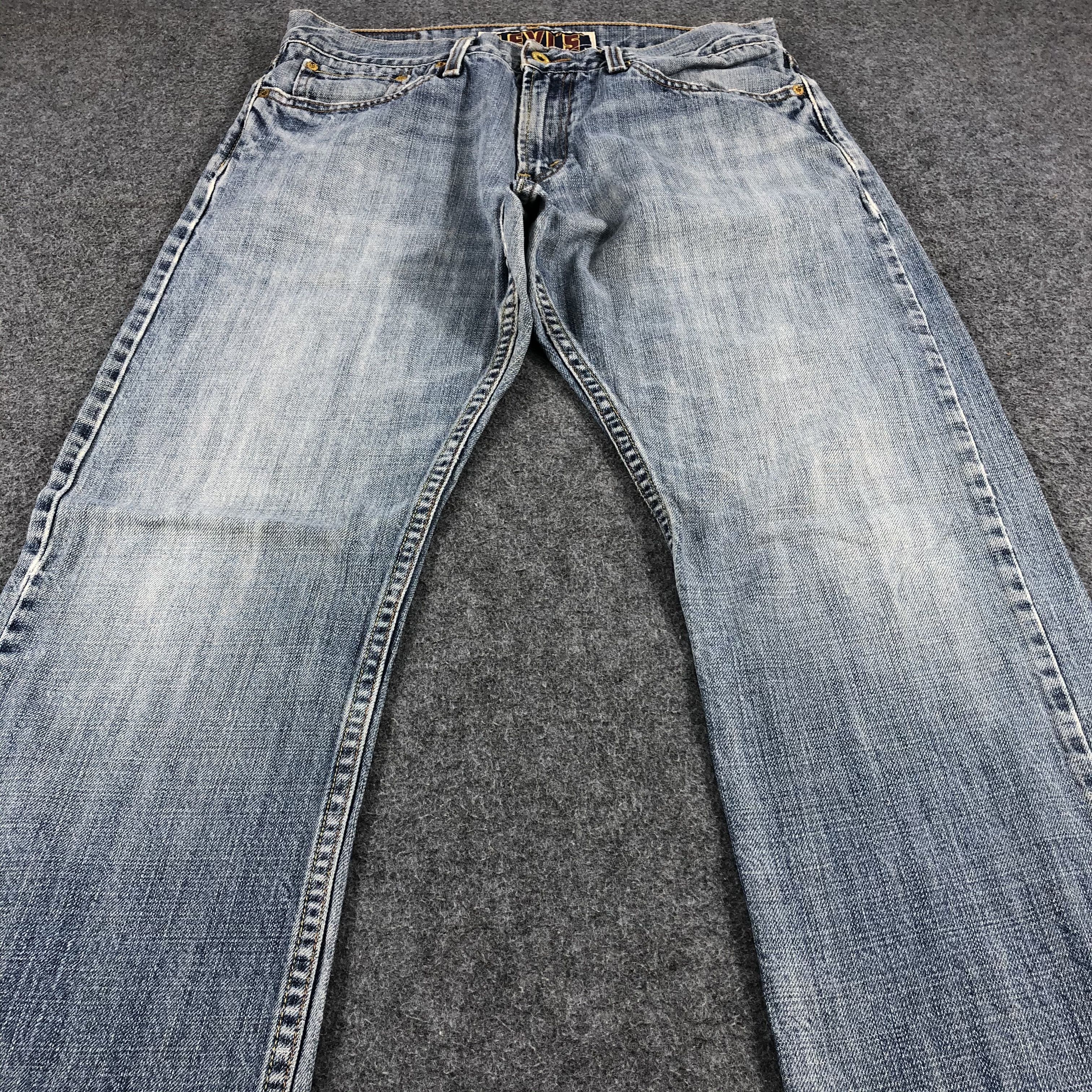 Levi's Vintage Levis 514 Jeans Faded Blue Denim-J991 Size US 33 - 3 Thumbnail