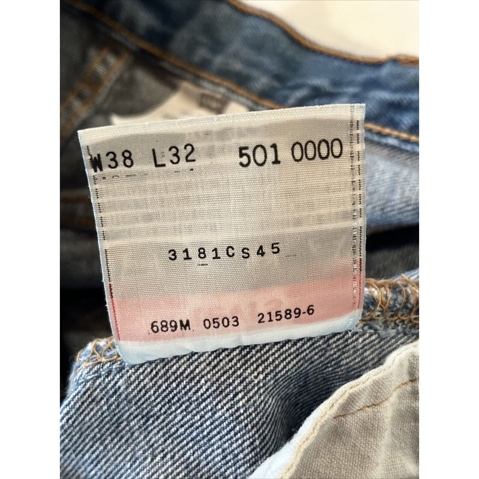 Levi's Levi’s VTG 501 Jeans 36x29 Fit Blue Denim Cotton Button Fly Size US 36 / EU 52 - 11 Thumbnail