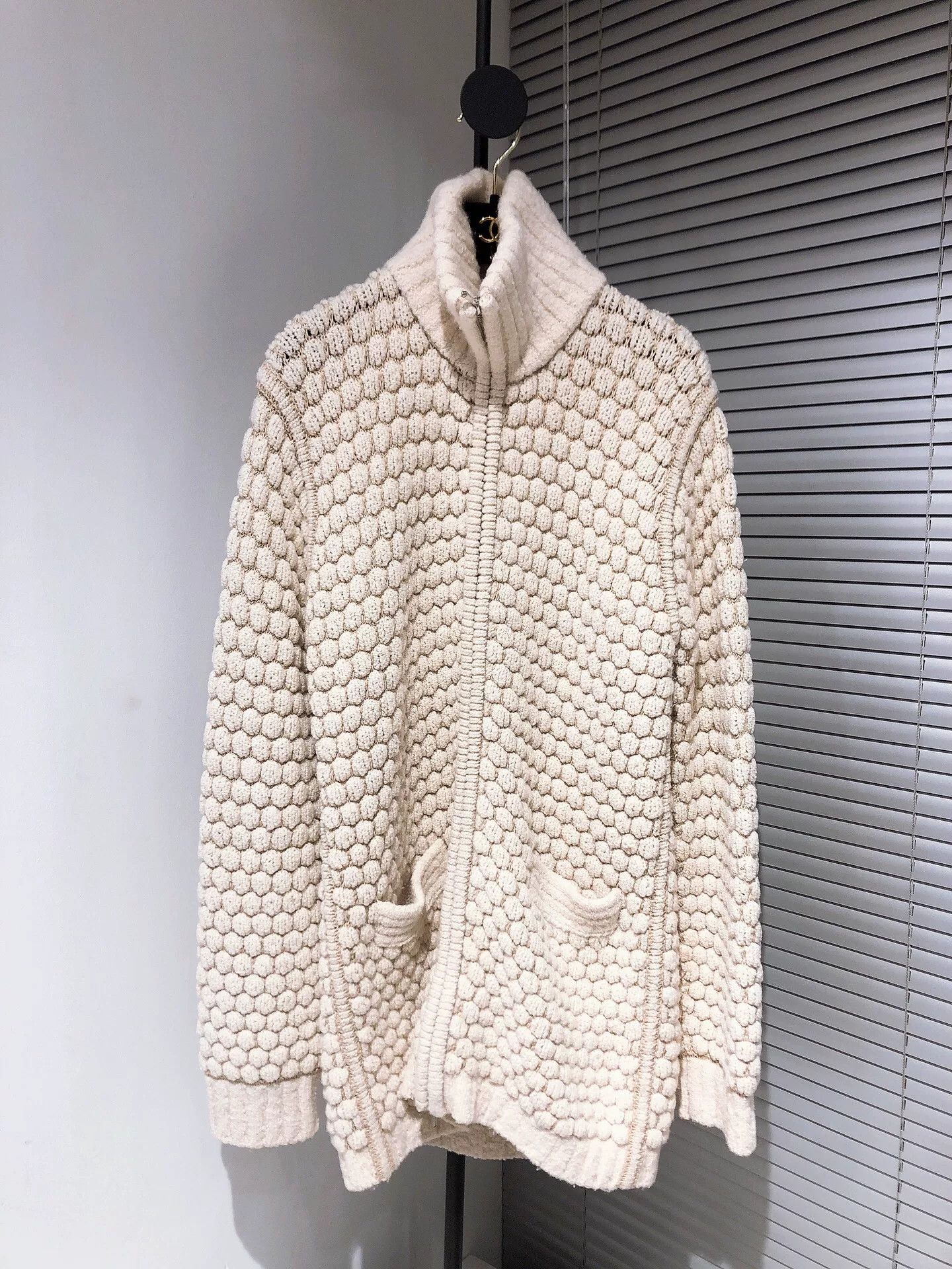 Hermes Hermes Beige Pineapple Zip Jacket Size US S / EU 44-46 / 1 - 1 Thumbnail