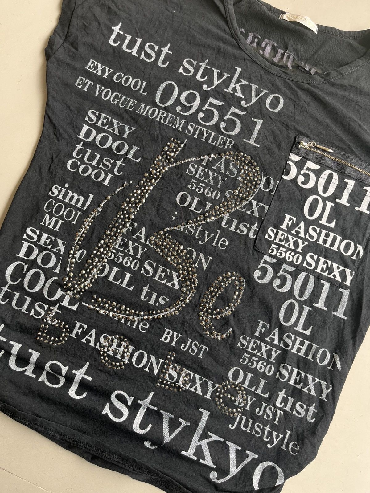 Hysteric Glamour × Japanese Brand × KMRii JAPANESE YILINA POEM STUDED TEE Size US S / EU 44-46 / 1 - 6 Thumbnail