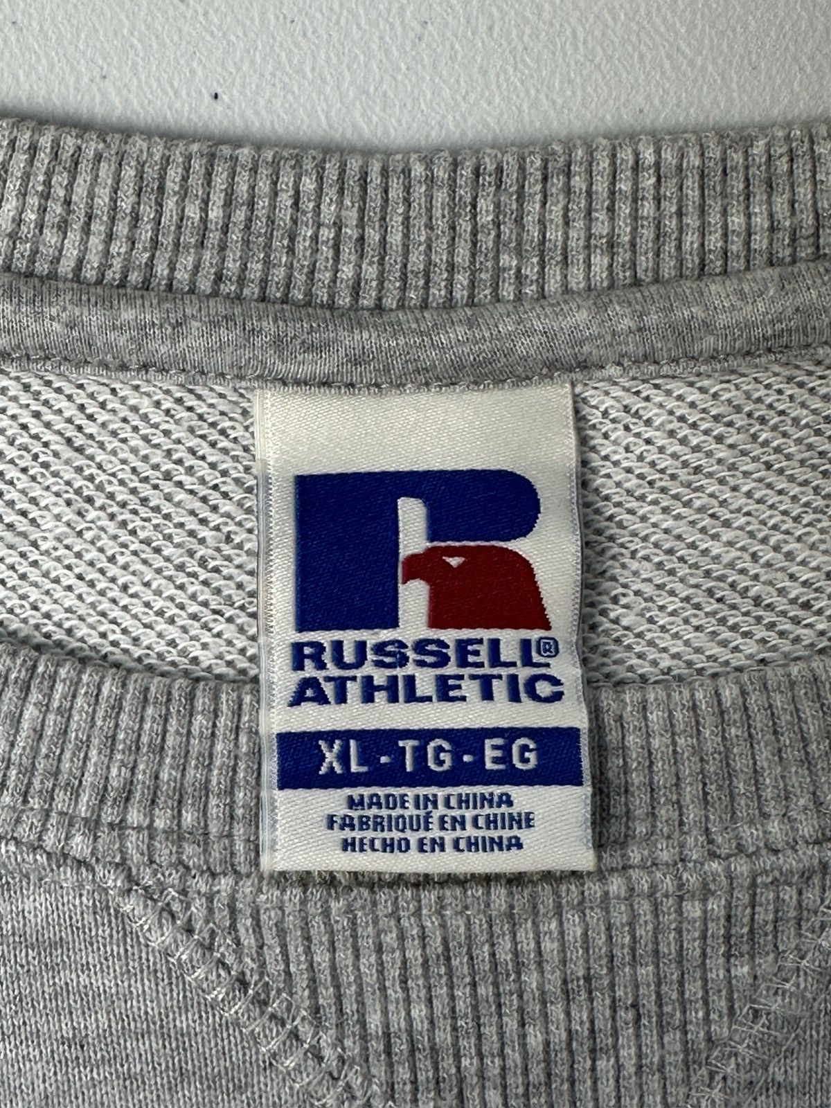 Russell Athletic Vintage Y2k Russel Athletic Box Logo Sweatshirt Size US XL / EU 56 / 4 - 8 Thumbnail