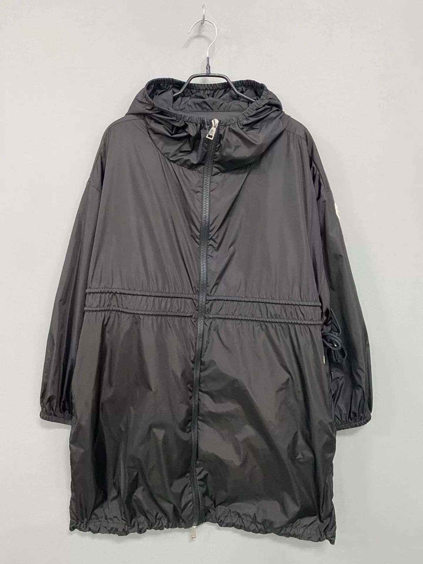 Moncler Moncler women's black sleeve logo longline coat 00 Size XXS / US 00 / IT 34 - 1 Thumbnail