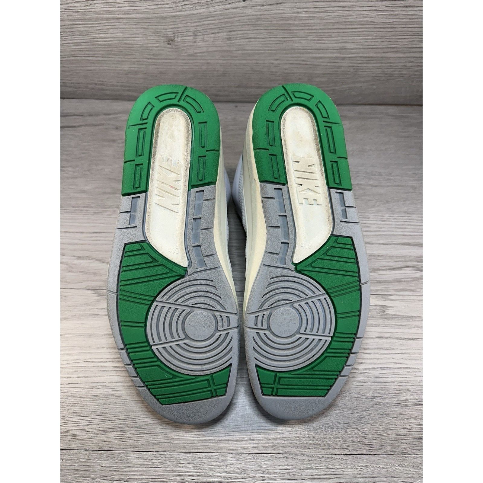 Jordan Brand Jordan 2 Retro Lucky Green - Size 8.5 Size US 8.5 / EU 41-42 - 6 Thumbnail