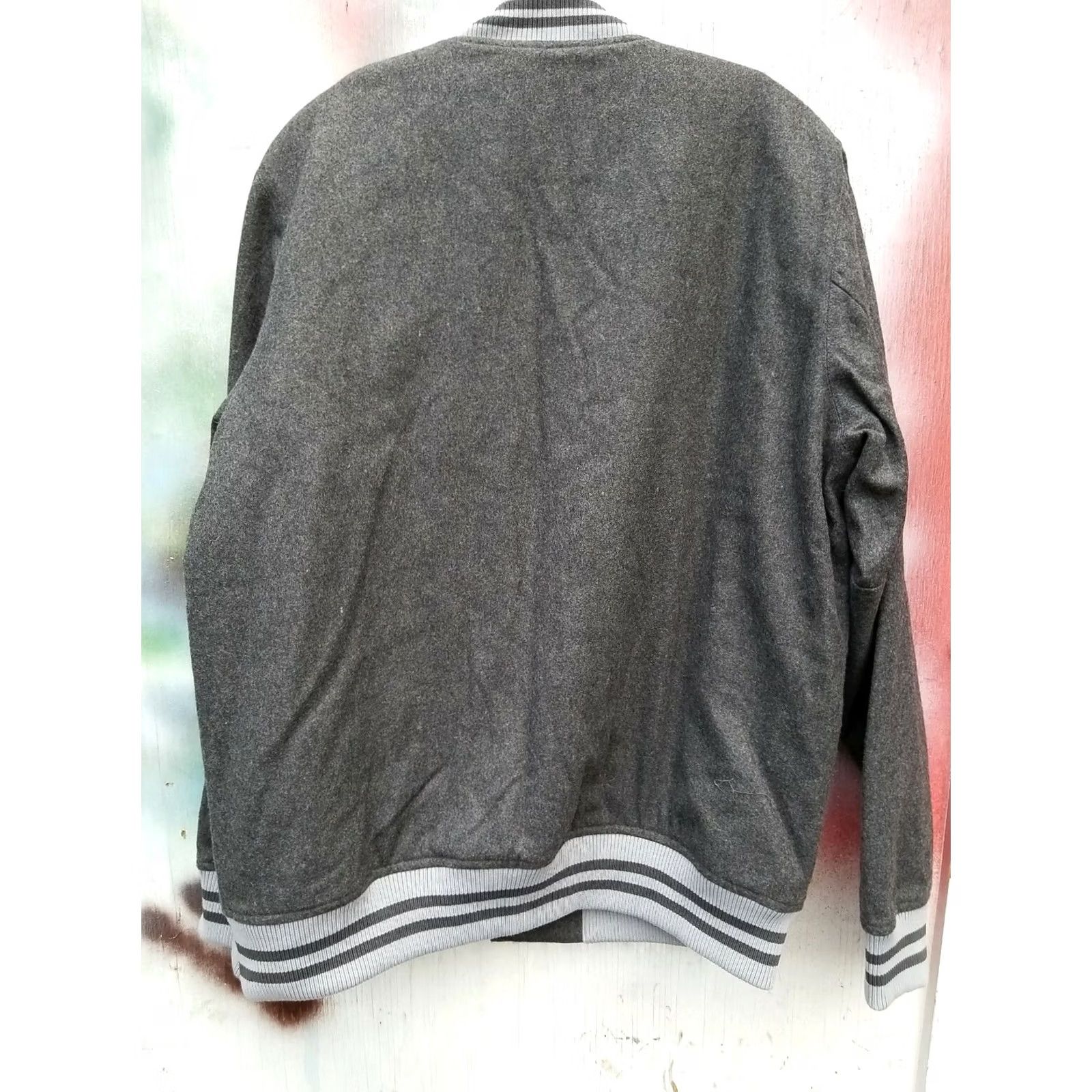New Era VINTAGE New Era Branded Varsity Wool Jacket Shirt Mens L Gray 24 Chest 28 Length Wool Blend Varsity/Baseball 100% Authentic RETAIL 50 Size US L / EU 52-54 / 3 - 3 Thumbnail