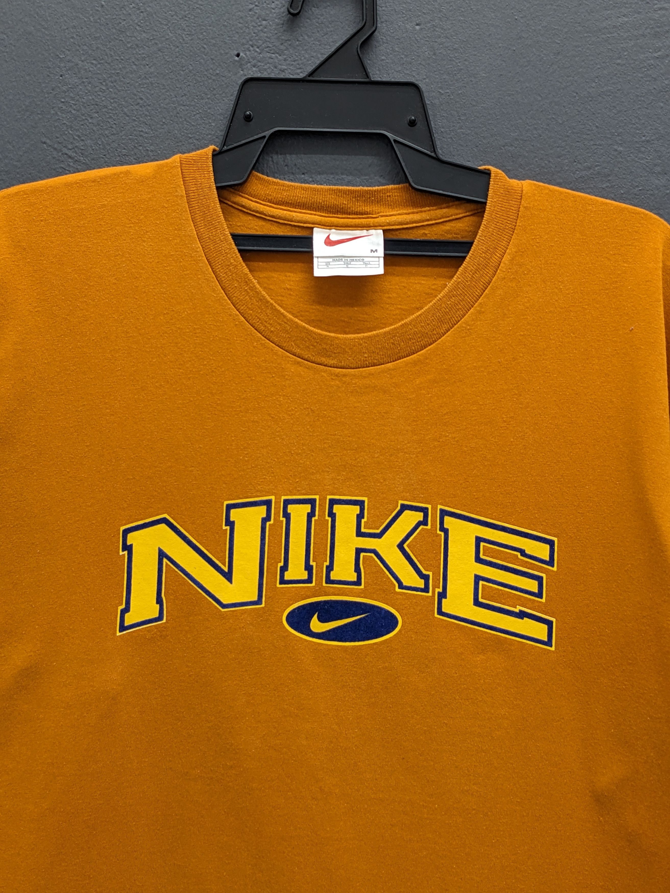 Nike VINTAGE 90S NIKE TSHIRT Size US M / EU 48-50 / 2 - 3 Thumbnail