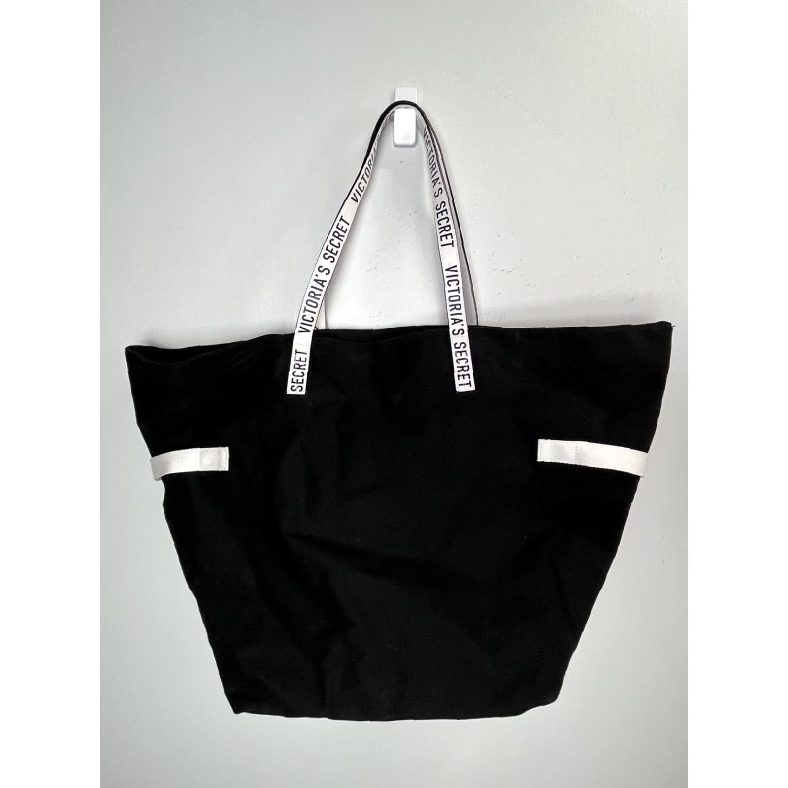 Victoria's Secret Victoria's Secret Canvas Tote Bag Lined Black & White VGUC 15”x 21.5” Size ONE SIZE - 2 Thumbnail