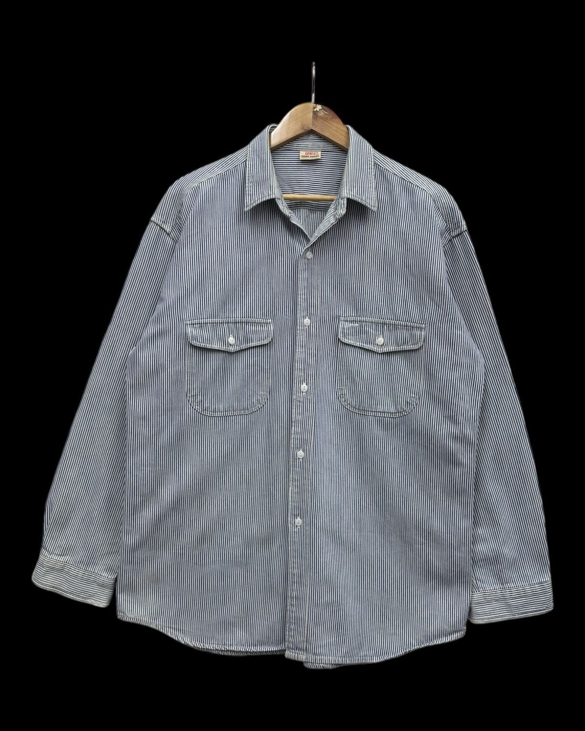 Levi's ❤️‍🔥LEVIS SHIRT FAMILY STRIPE BUTTON UP SHIRT Size US L / EU 52-54 / 3 - 1 Thumbnail