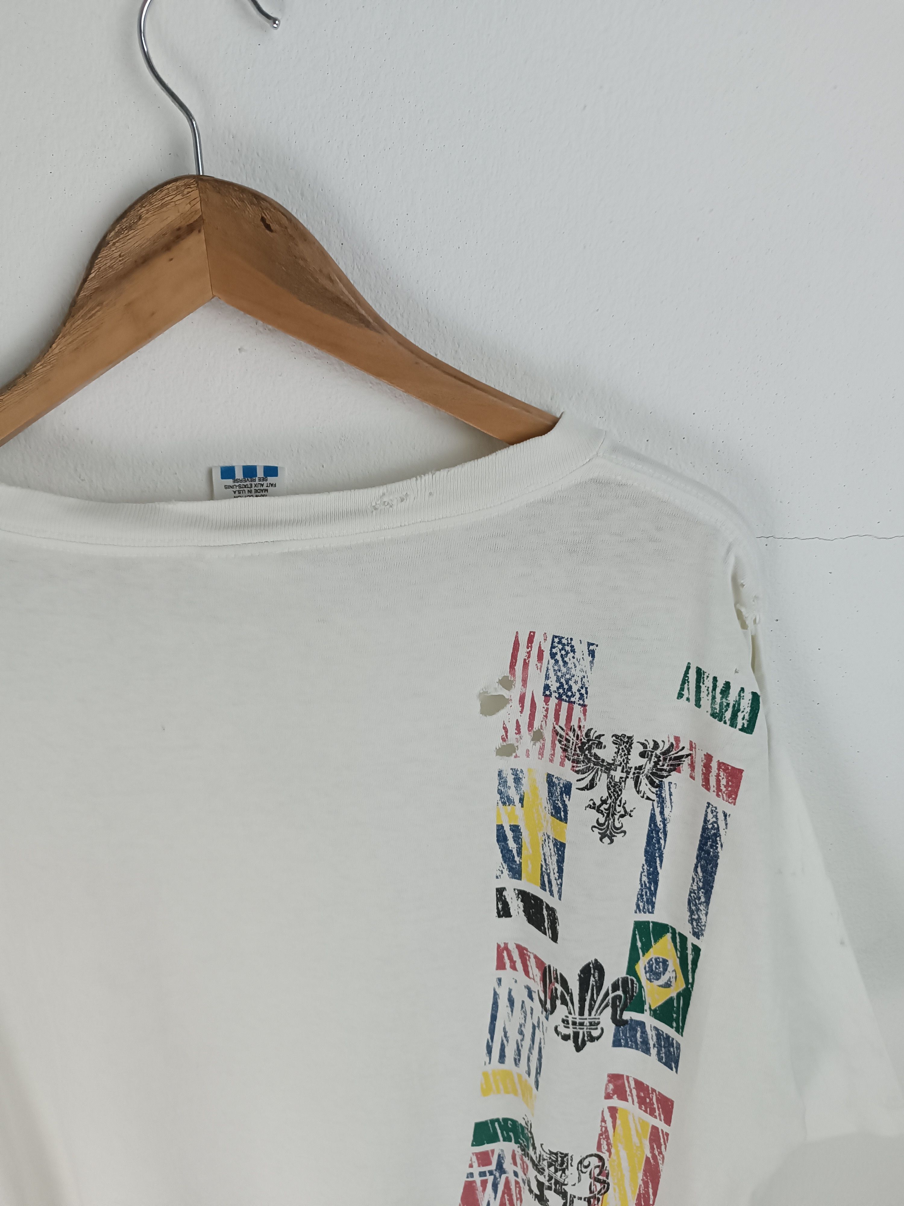 Vintage THRASHED FADED VINTAGE '94 WORLD CUP USA OVERSIZE TEE Size US XXL / EU 58 / 5 - 14 Thumbnail