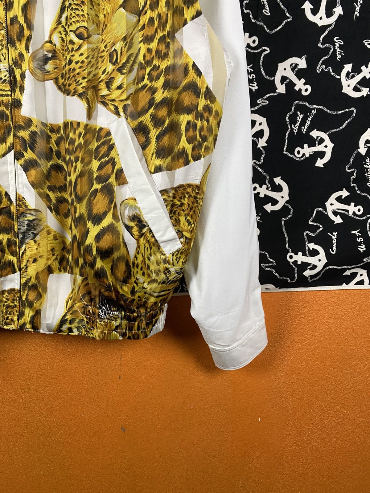 Japanese Brand Alpha Scene Leopard Statement Animal Print L/weight Jacket Size L / US 10 / IT 46 - 9 Thumbnail