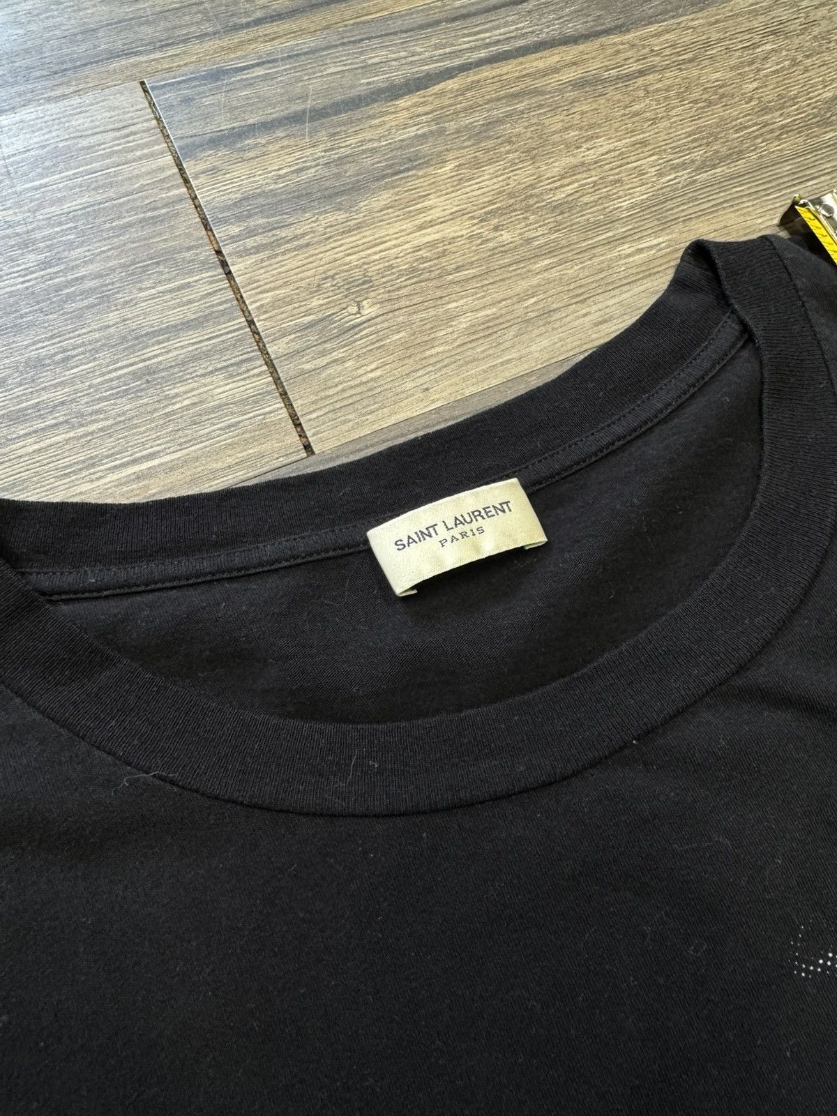 Saint Laurent Paris SAINT LAURENT SMOKING GUN TEE Size US S / EU 44-46 / 1 - 4 Thumbnail