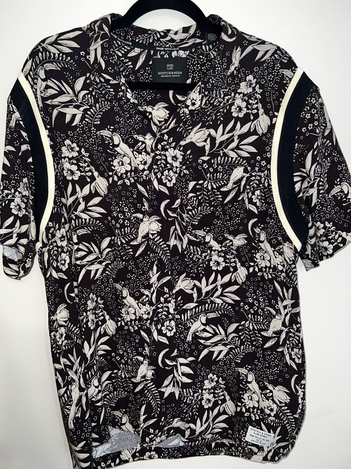 Scotch & Soda Scotch and Soda Island Gateway Shirt Size US XL / EU 56 / 4 - 1 Thumbnail