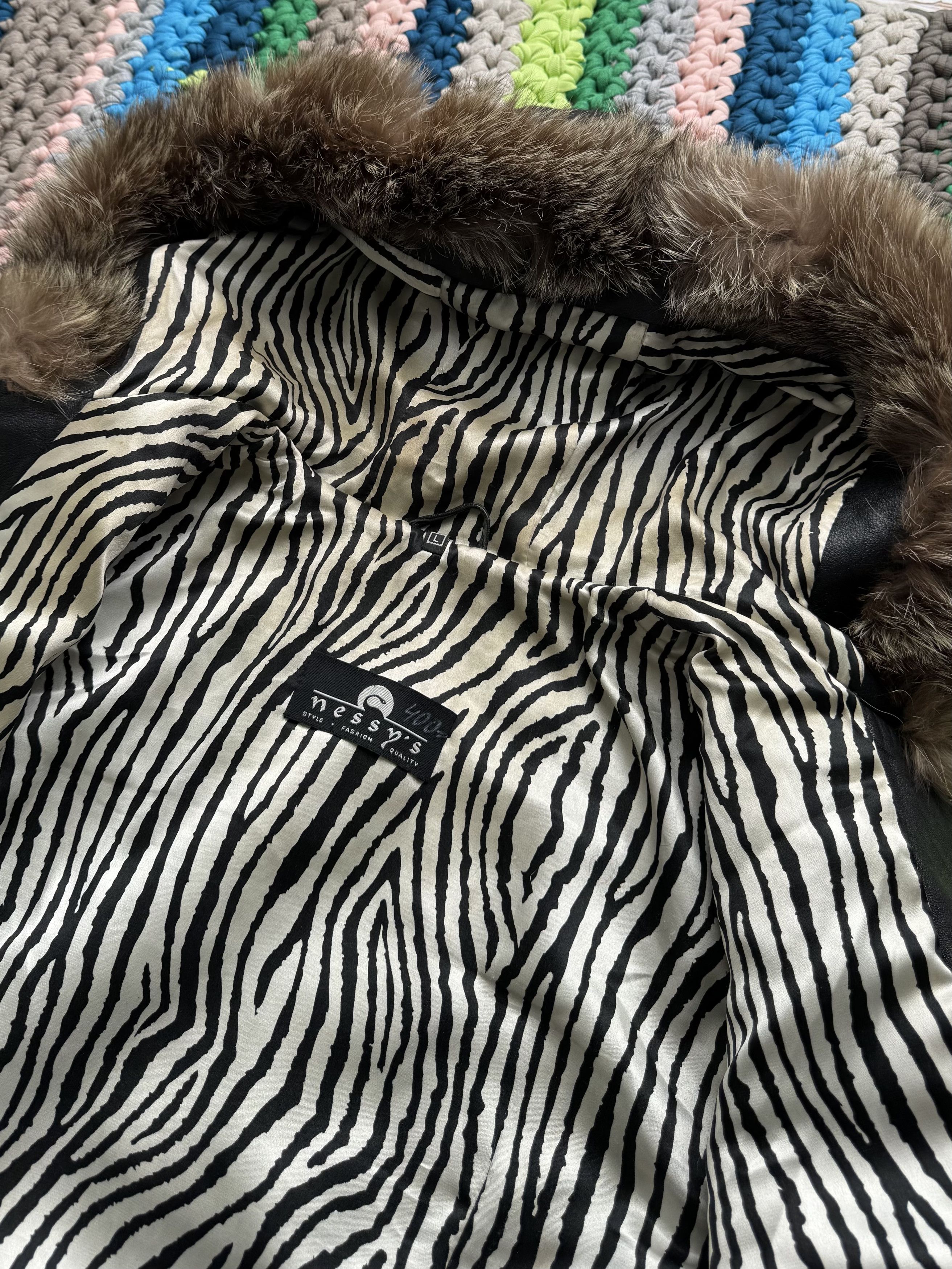 Vintage Vintage Leather Cropped Jacket With Real Fur (D15)(D10) Size L / US 10 / IT 46 - 15 Thumbnail