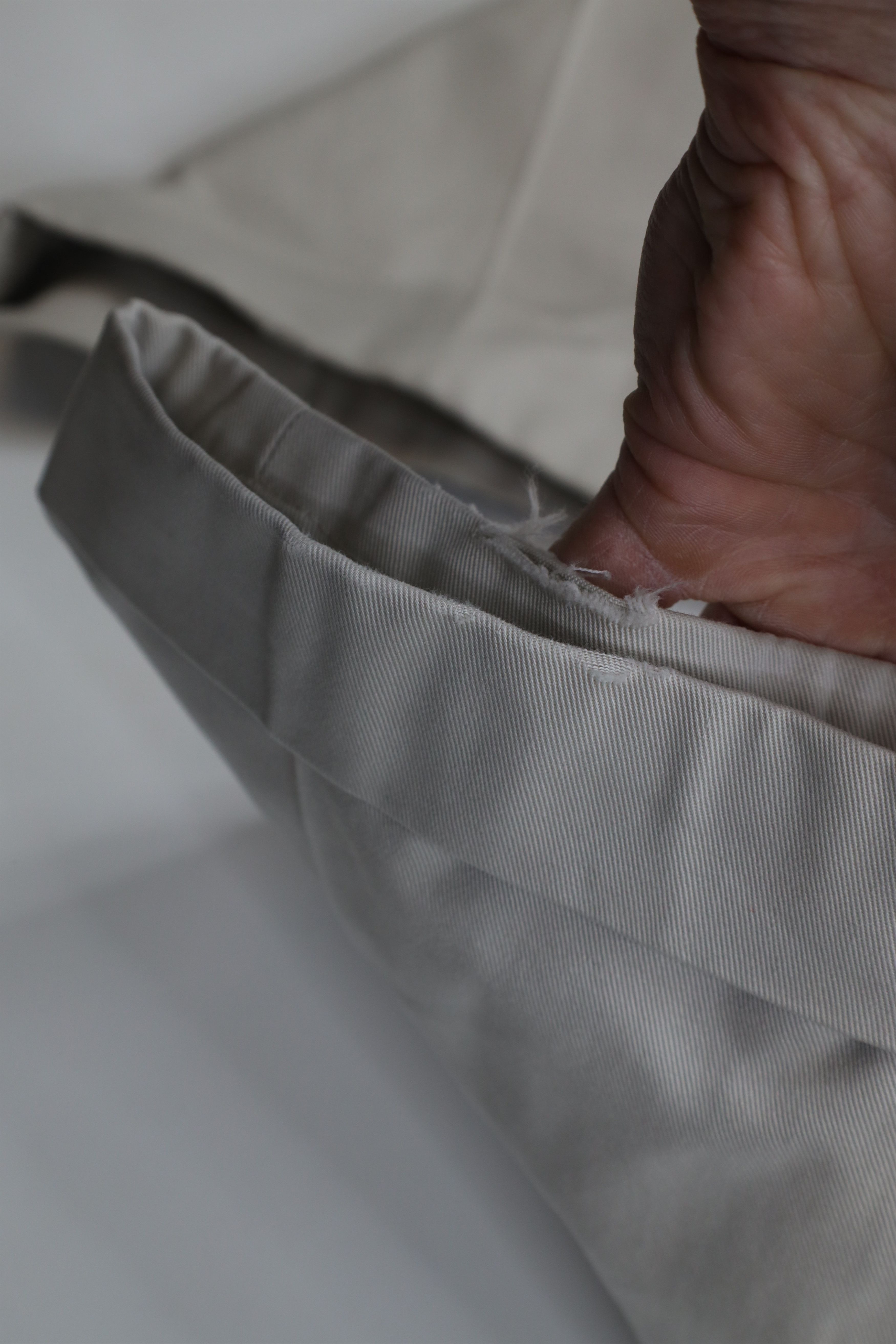 Brooks Brothers Brooks Brothers Heavy Thompson Advantage Chino Pants Stone Size US 34 / EU 50 - 7 Thumbnail