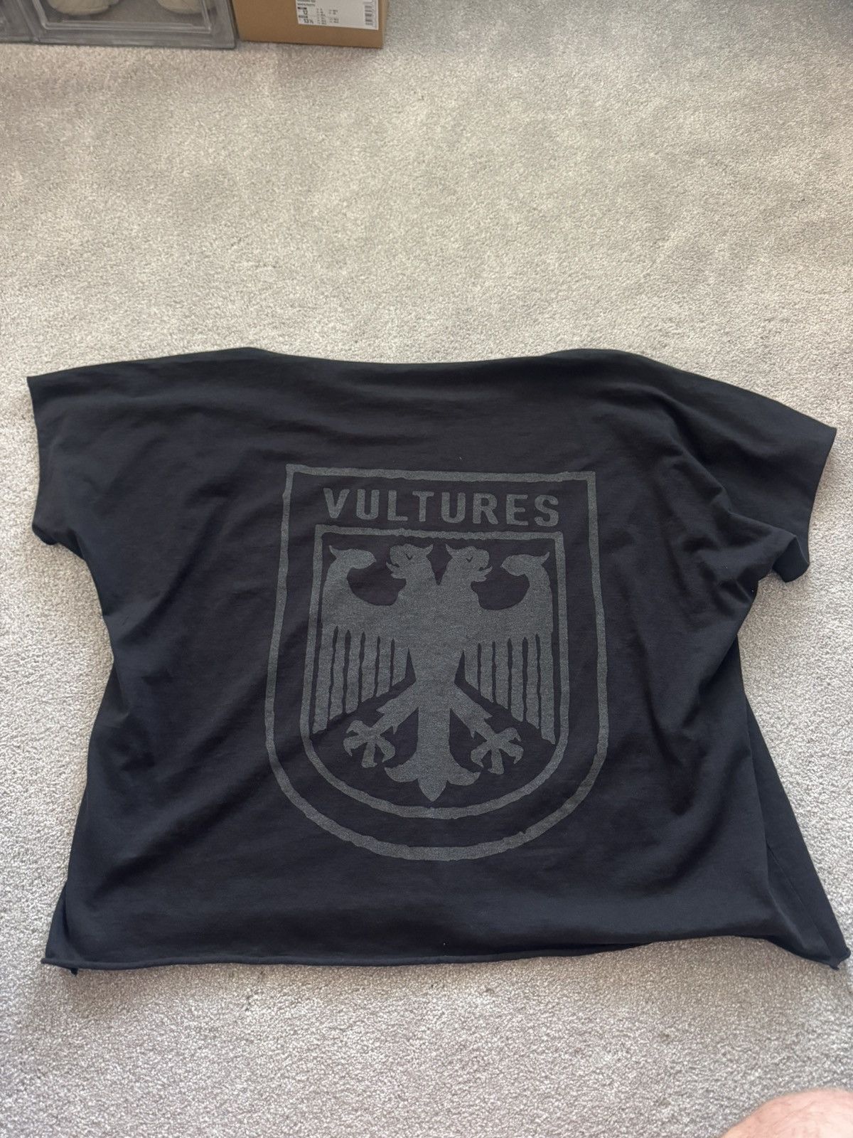 Kanye West Black Vultures Tee Size US XL / EU 56 / 4 - 2 Thumbnail